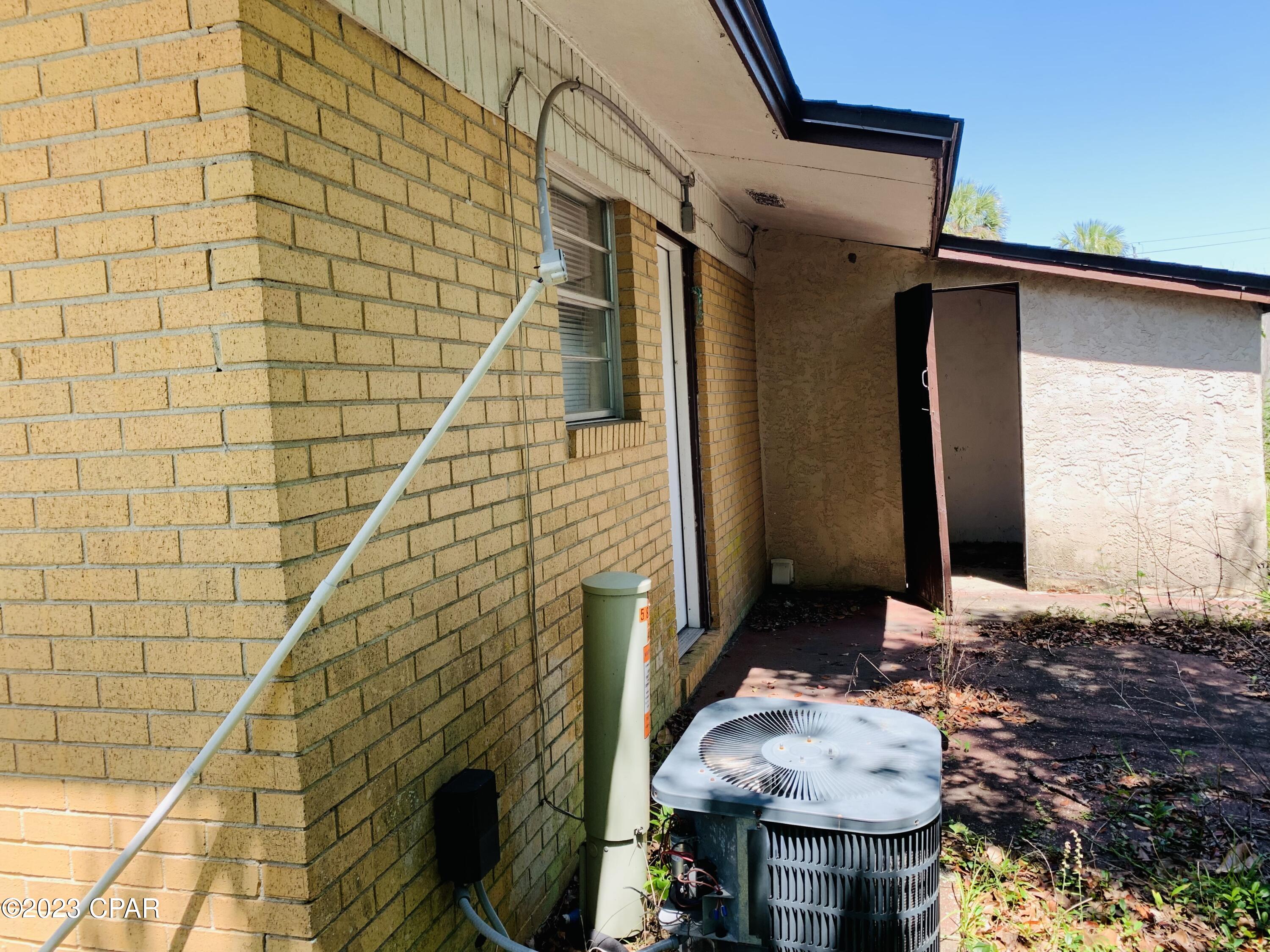 [No Recorded Subdiv] - Commercial Sale