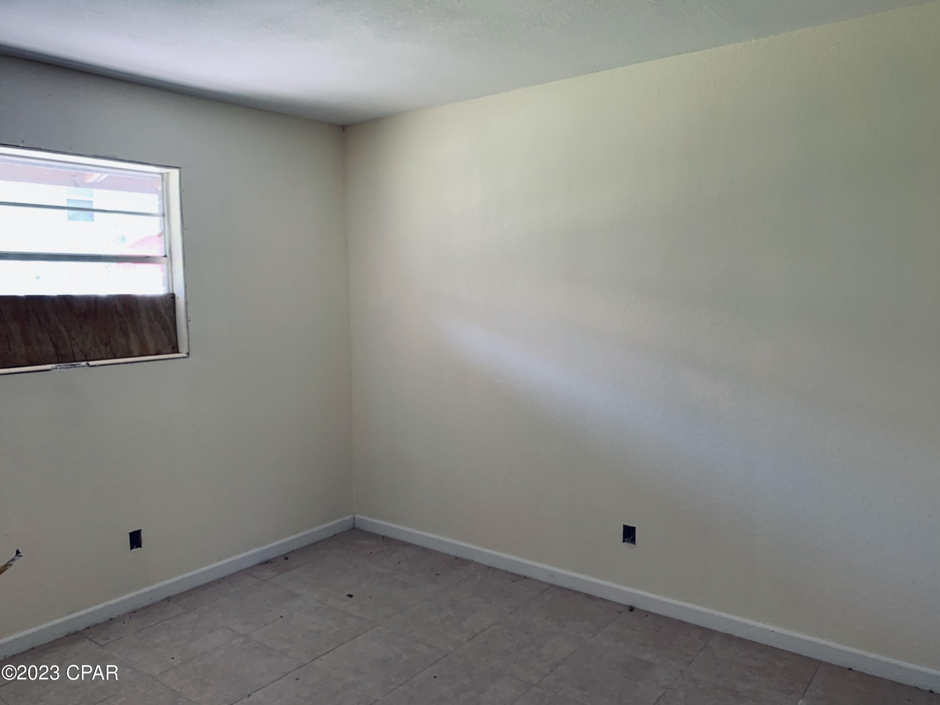 [No Recorded Subdiv] - Commercial Sale