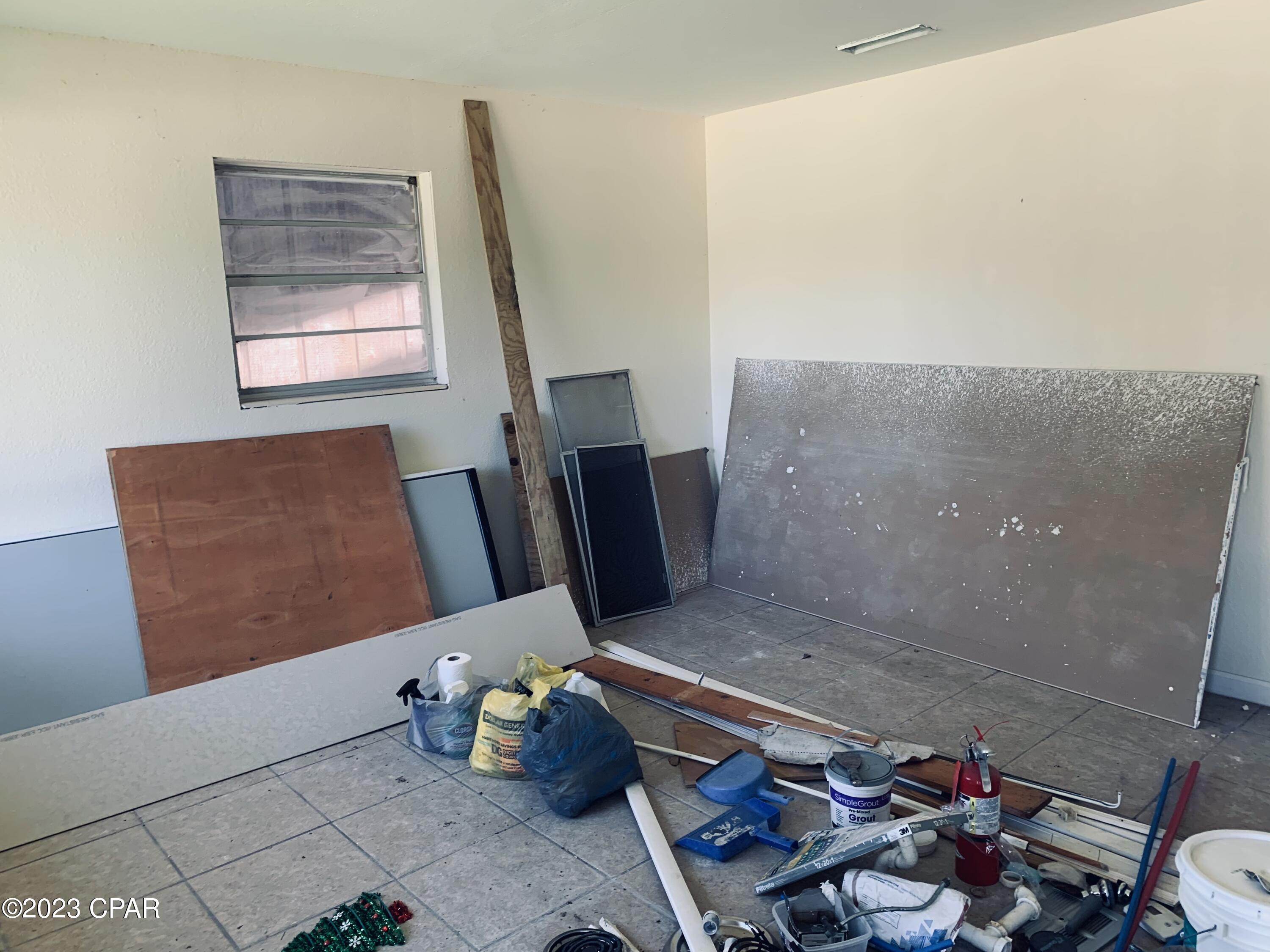 [No Recorded Subdiv] - Commercial Sale