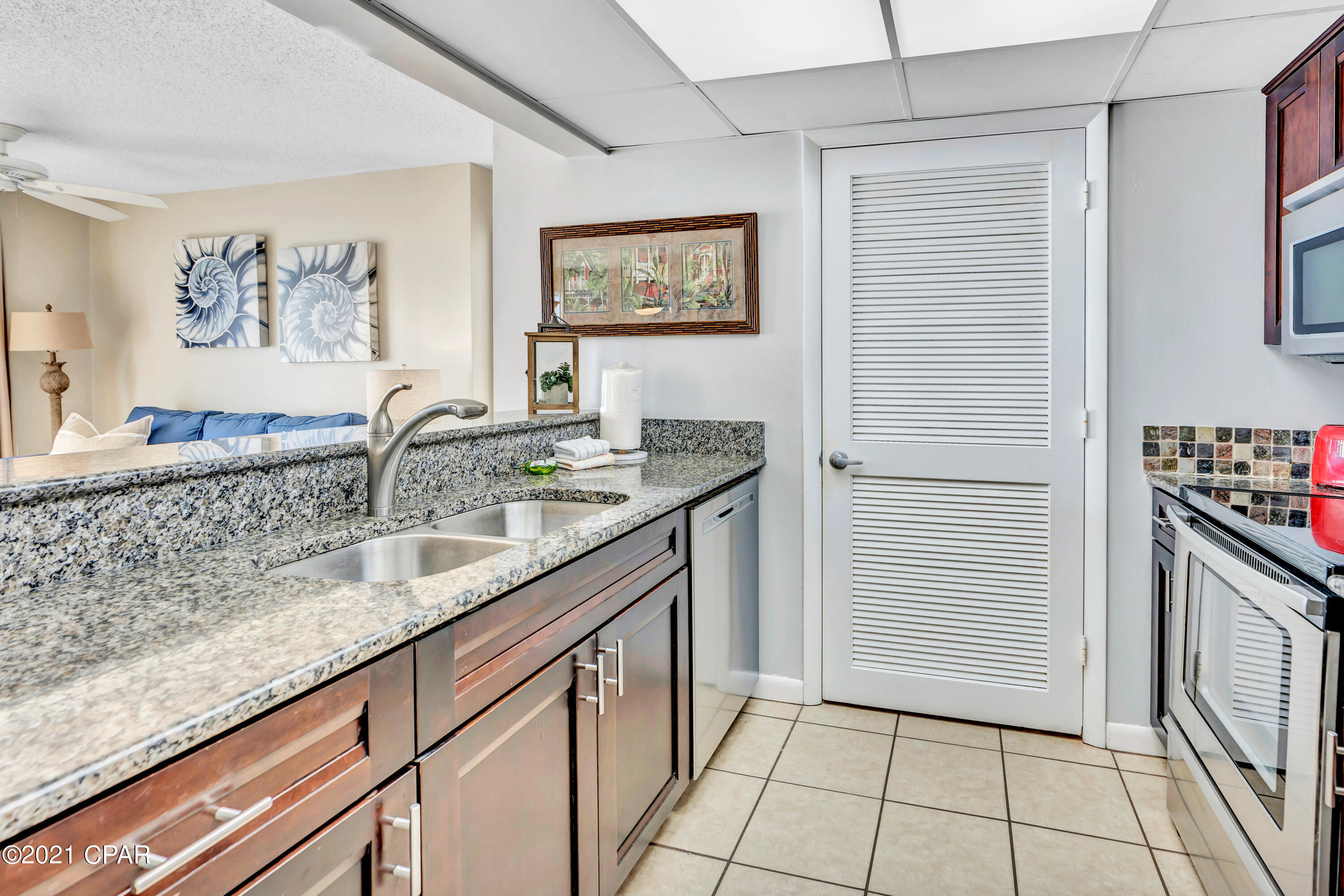 Long Beach Towers II - Residential