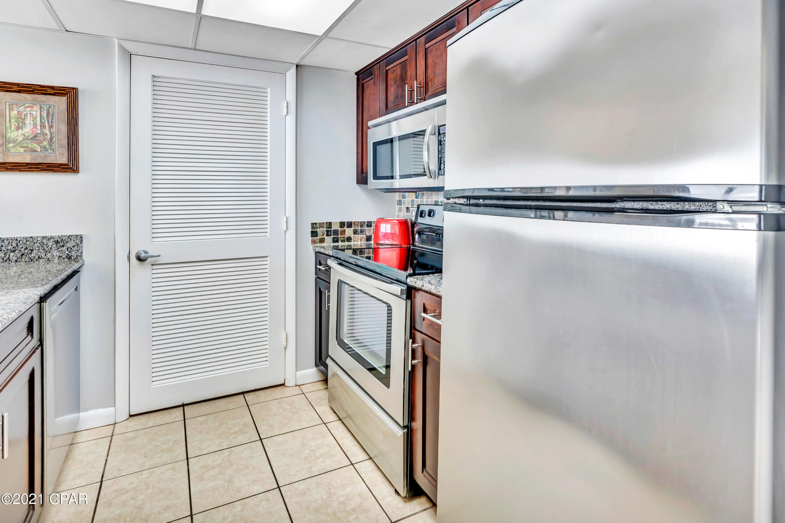 Long Beach Towers II - Residential