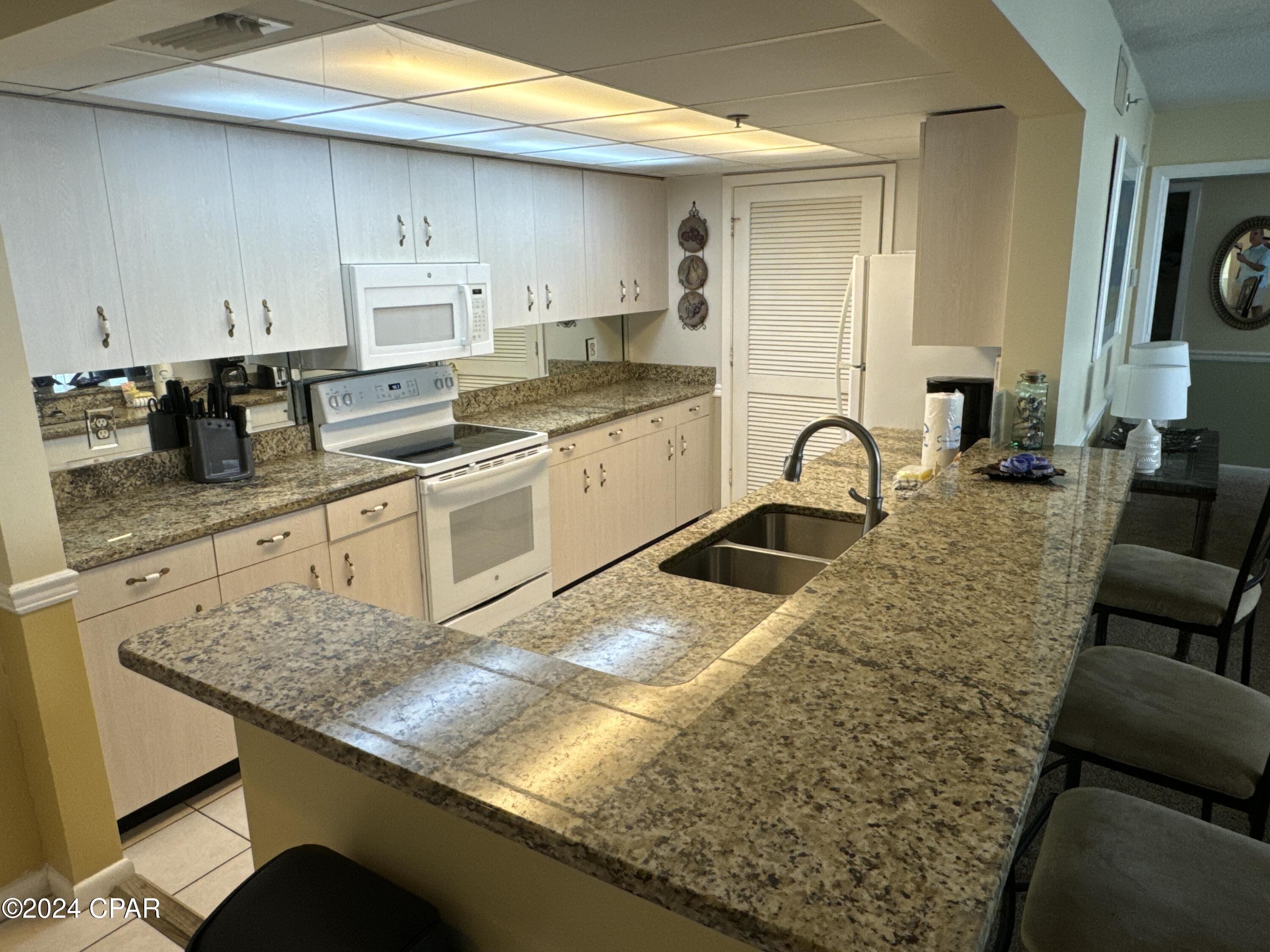 Long Beach Towers IV - Residential