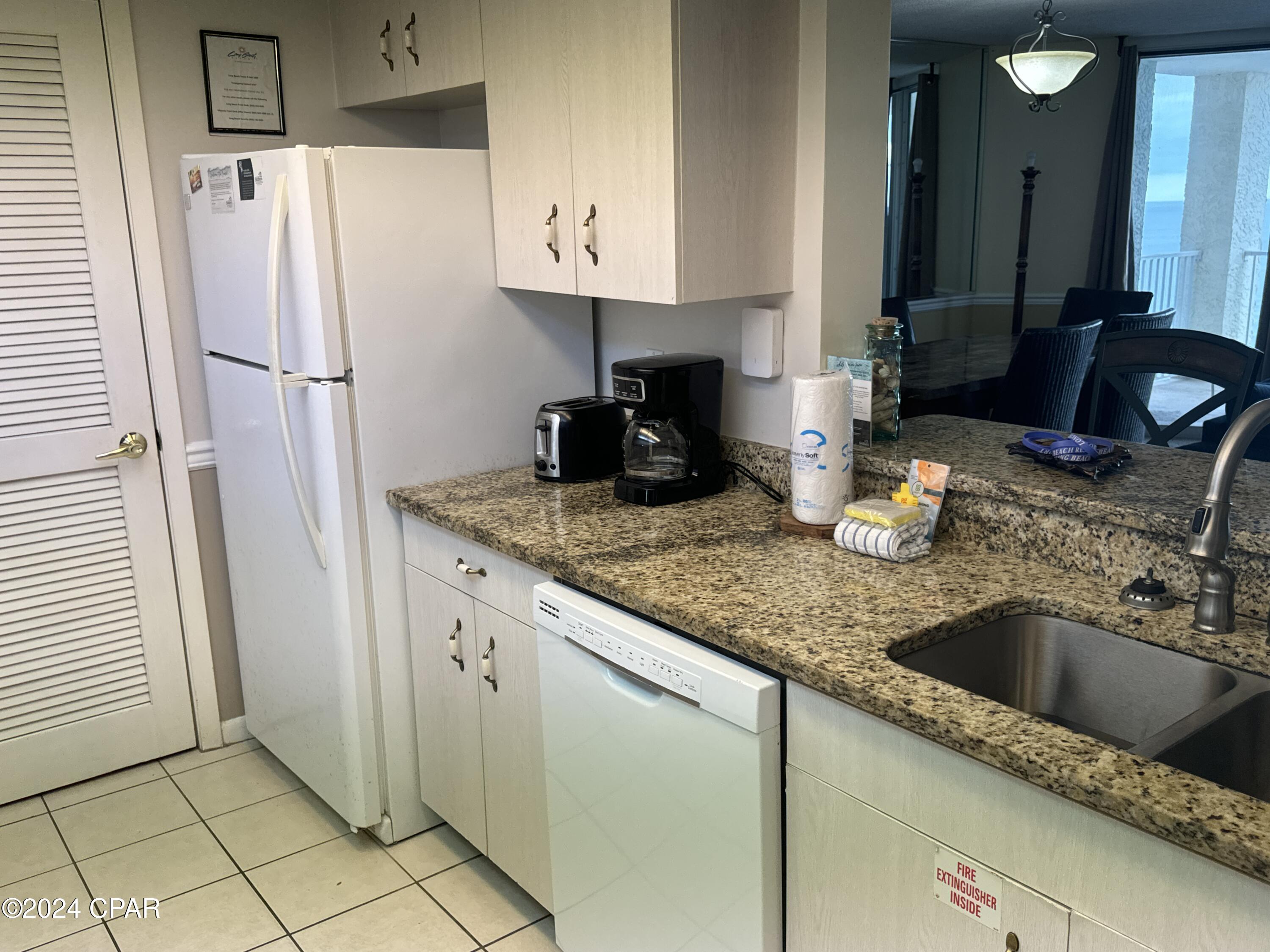 Long Beach Towers IV - Residential