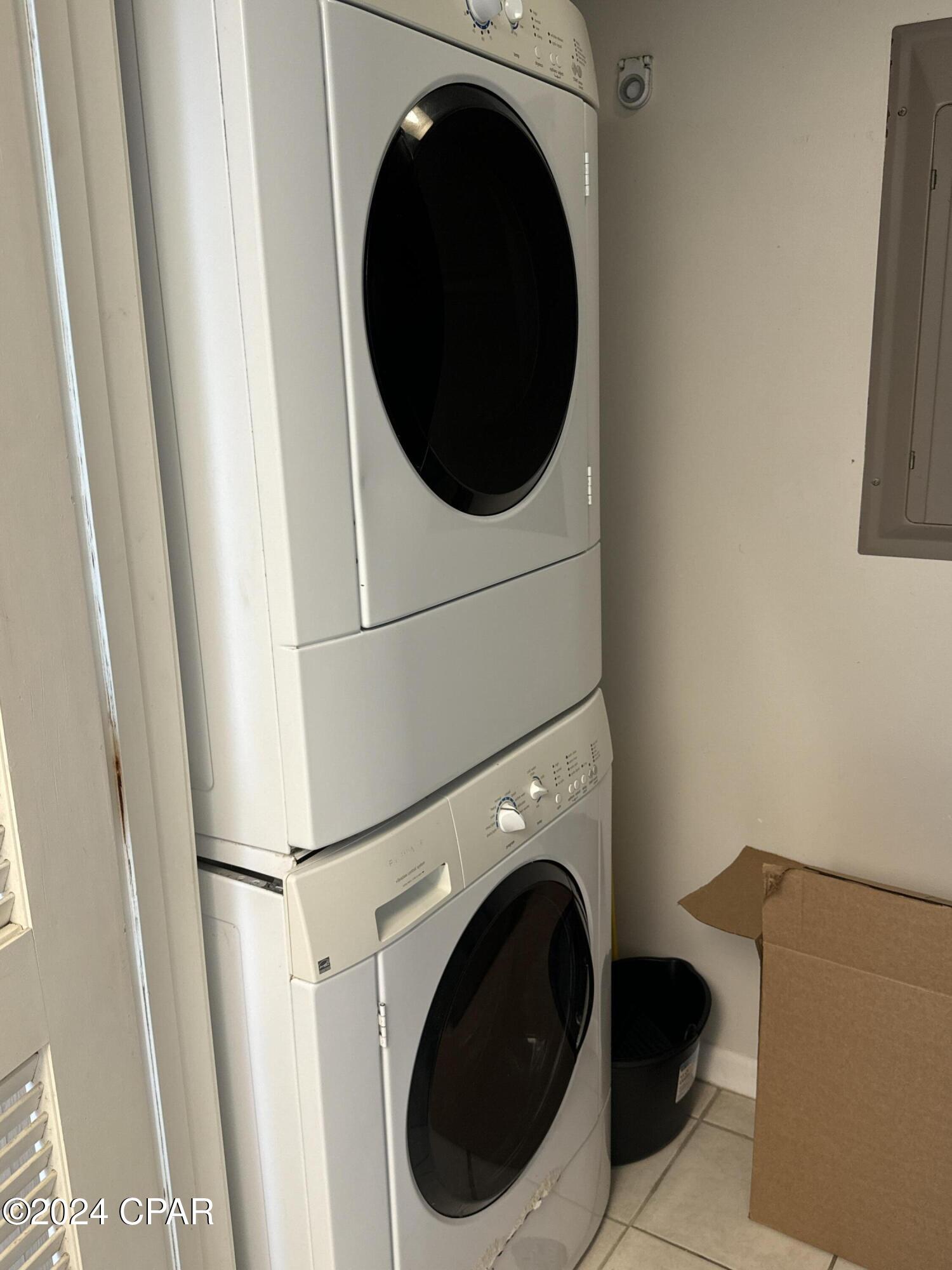 Long Beach Towers IV - Residential