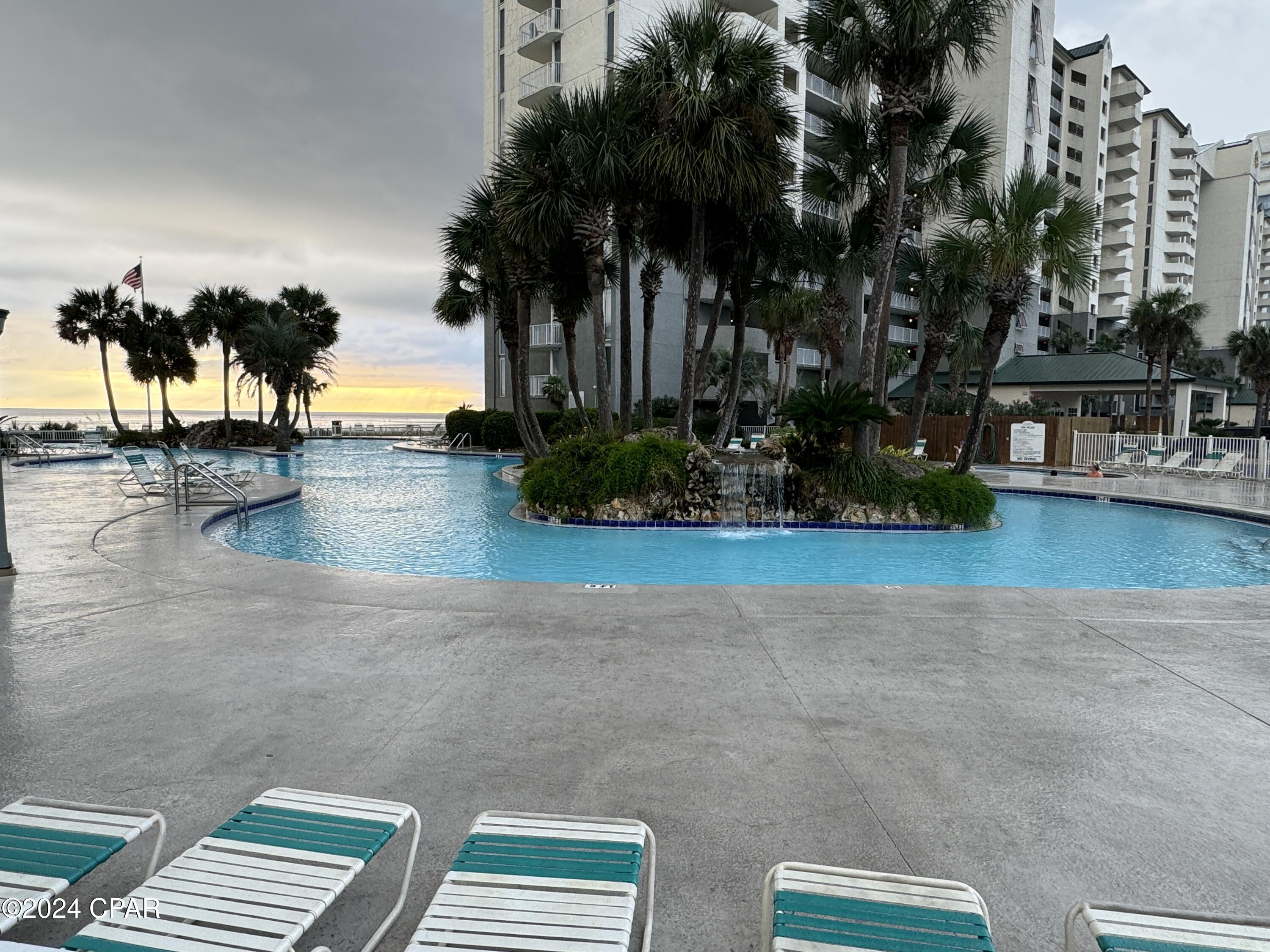 Long Beach Towers IV - Residential