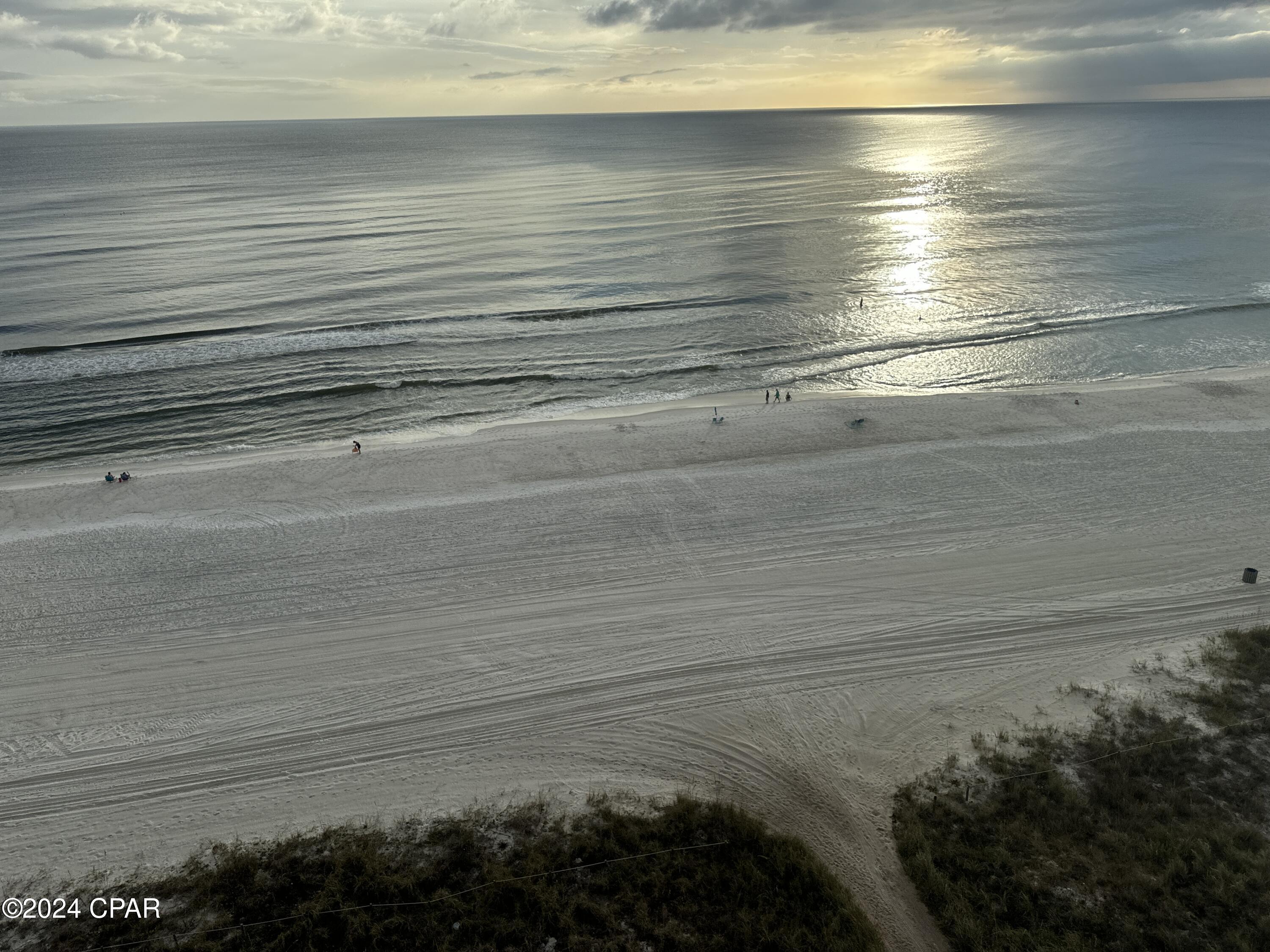 Long Beach Towers IV - Residential