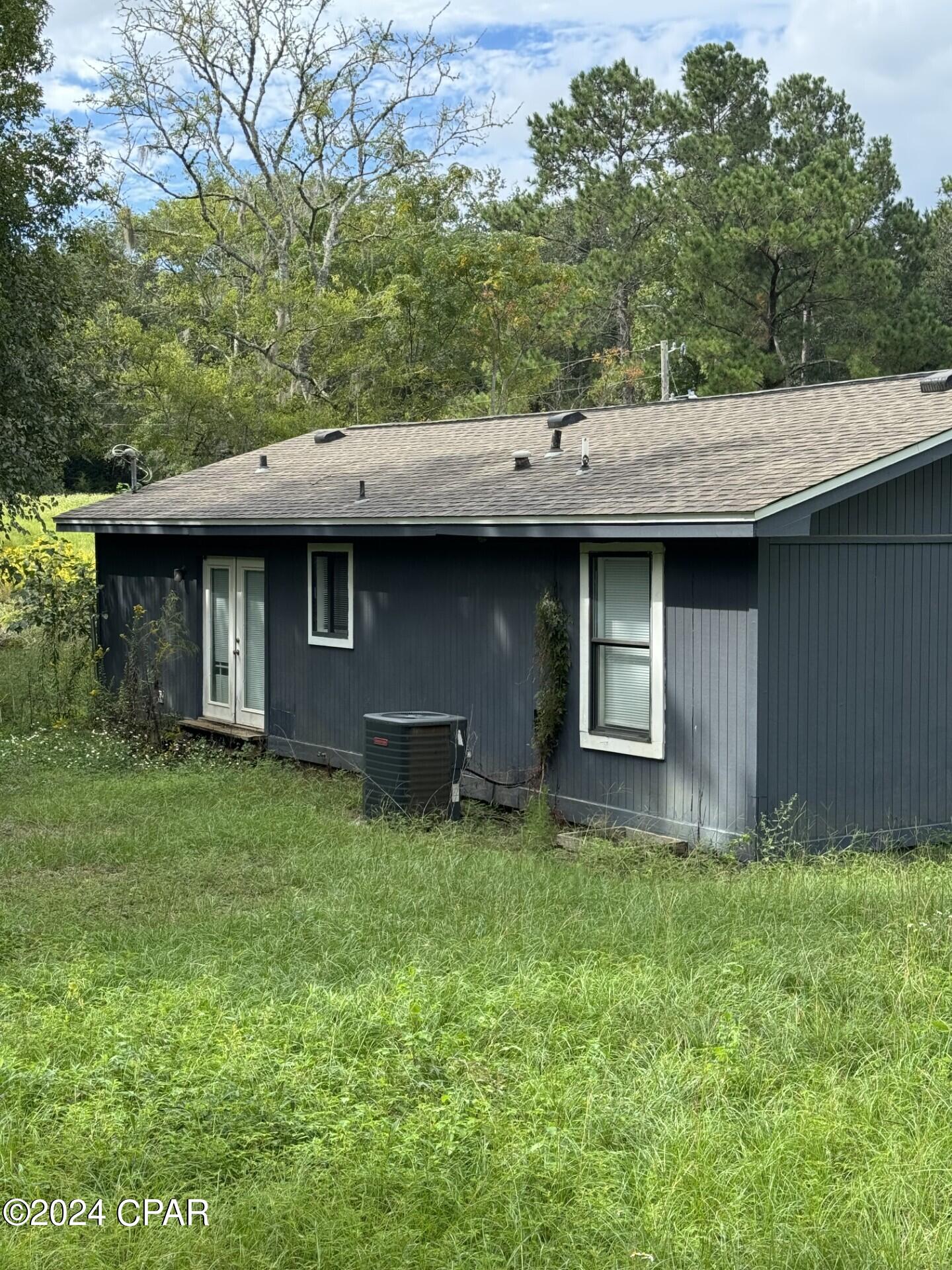 Cottondale - Commercial Sale