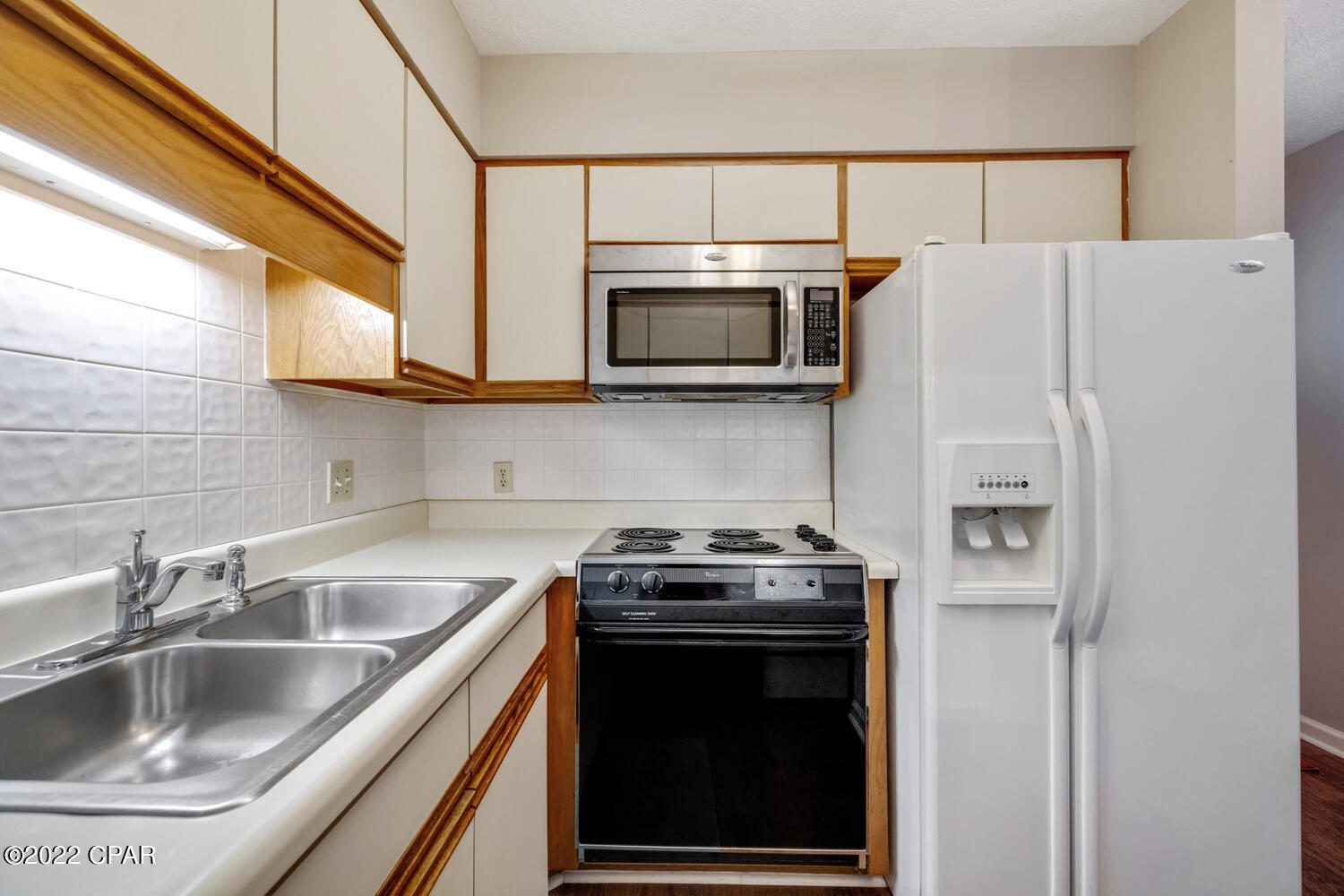 Shade Tree Condo Ph II - Residential