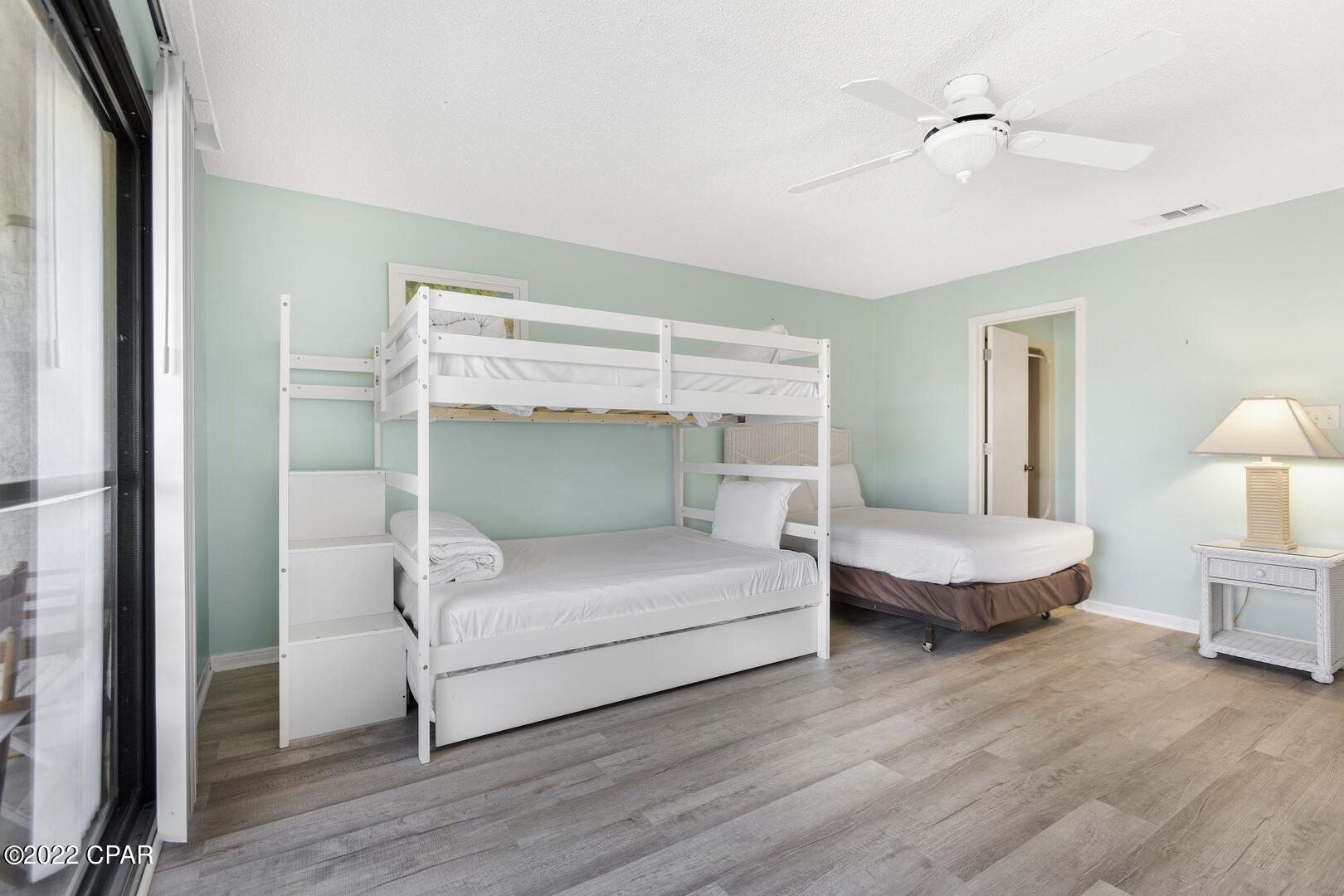 Edgewater Golf Villas 6 B - Residential