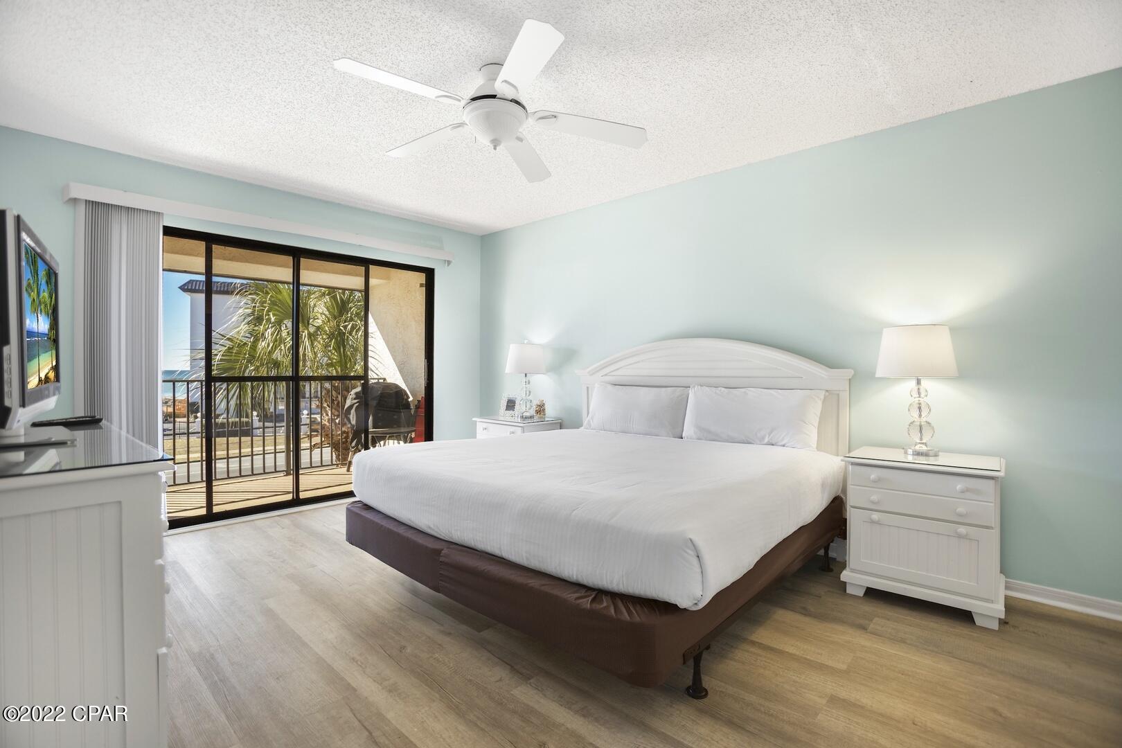 Edgewater Golf Villas 6 B - Residential