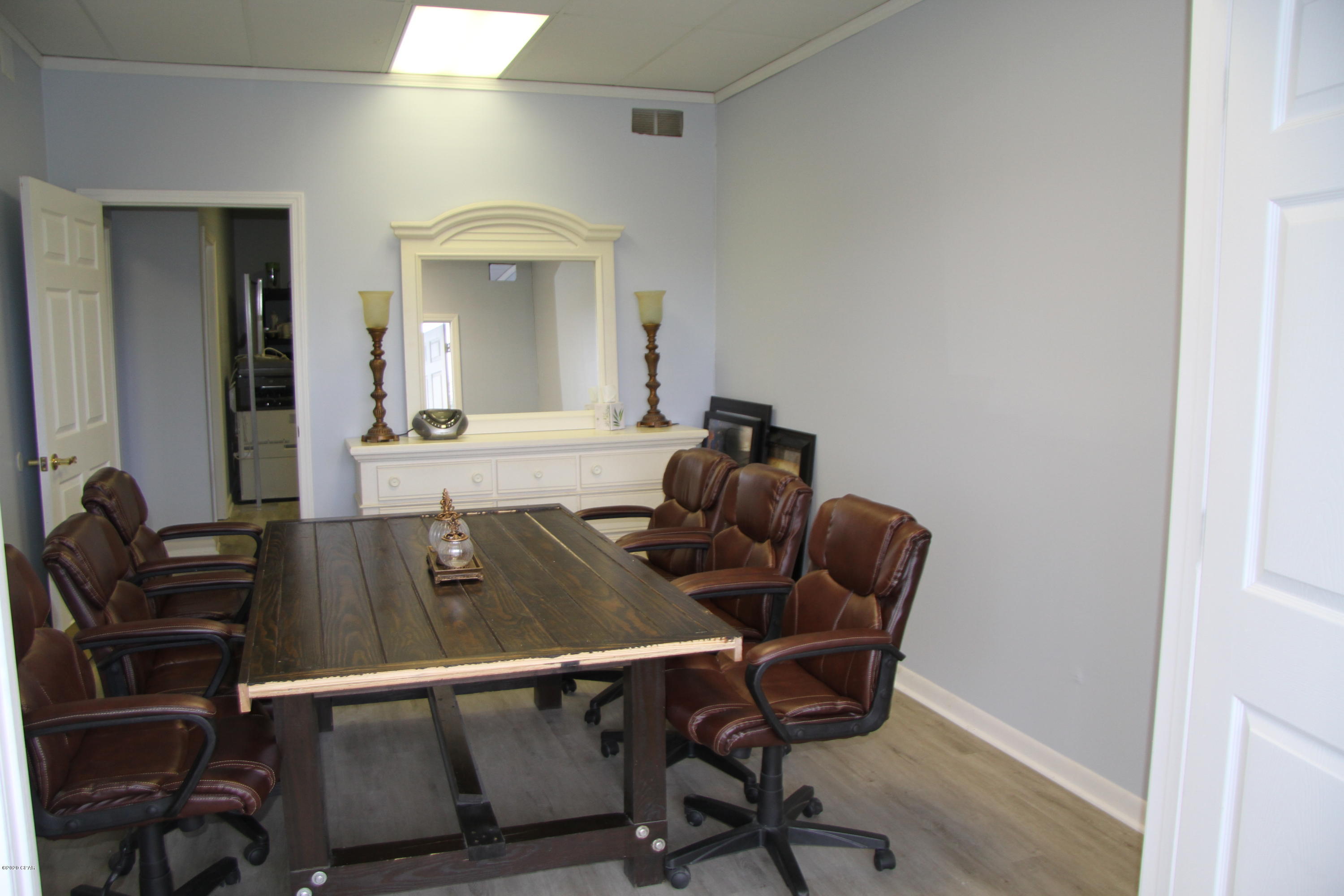 [No Recorded Subdiv] - Commercial Lease