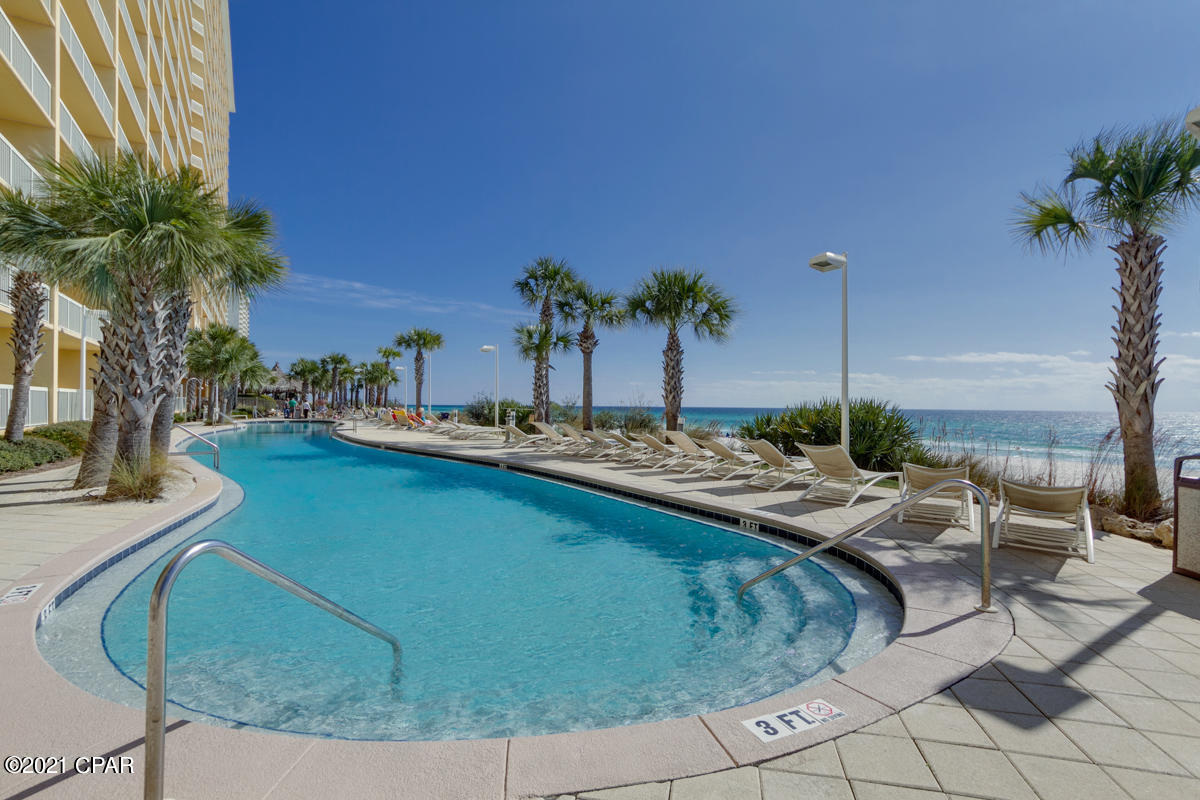 Calypso Towers I - Residential