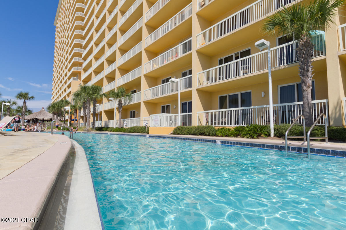 Calypso Towers I - Residential