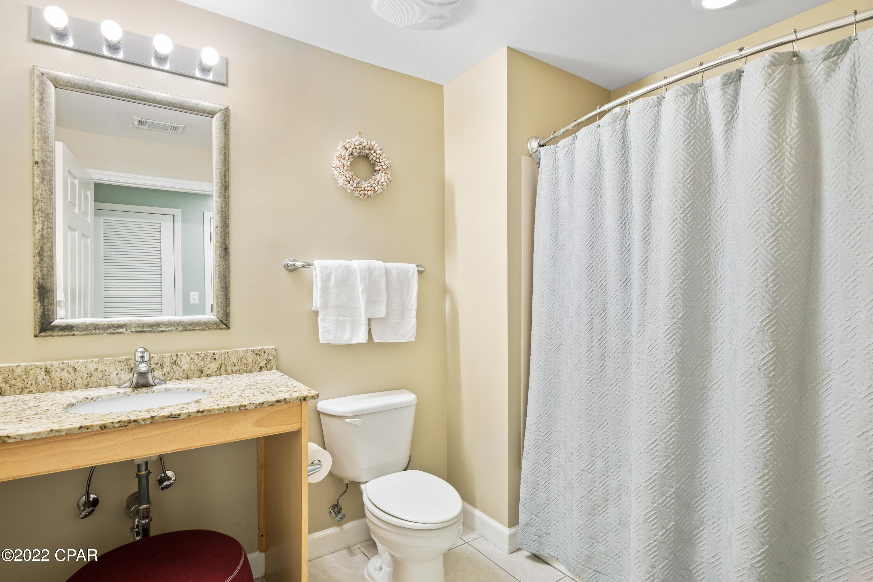 Splash Condo - Residential