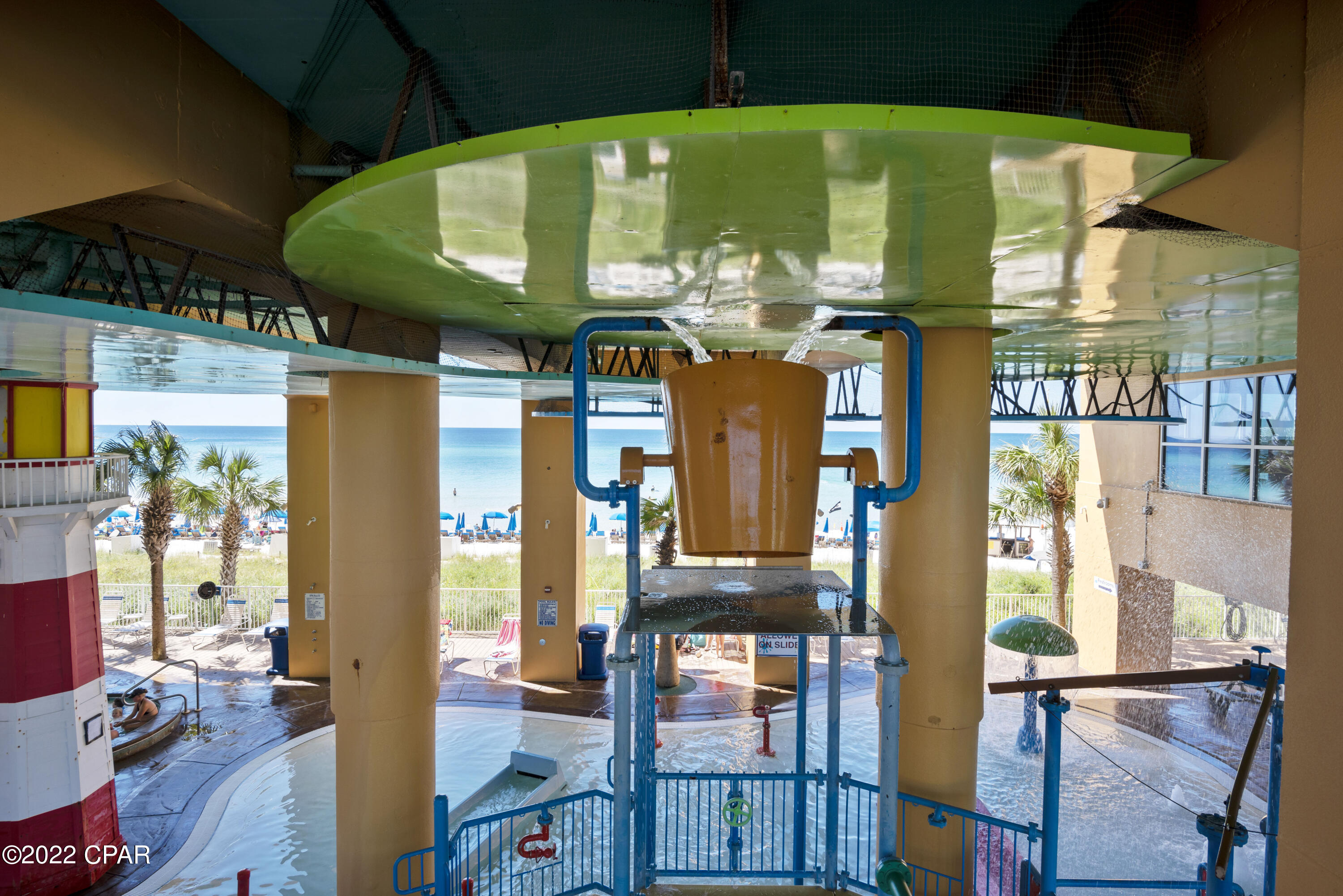 Splash Condo - Residential