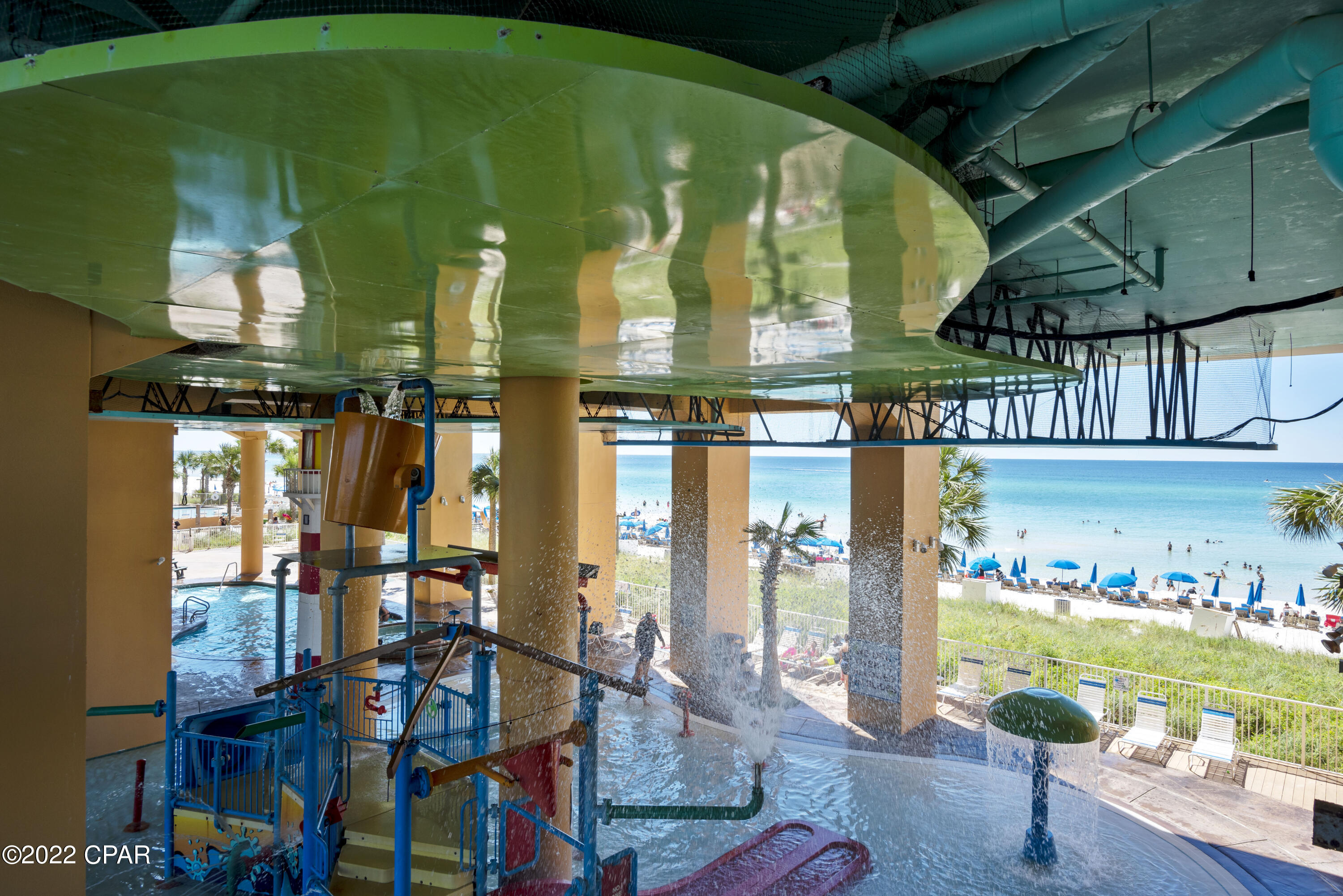 Splash Condo - Residential