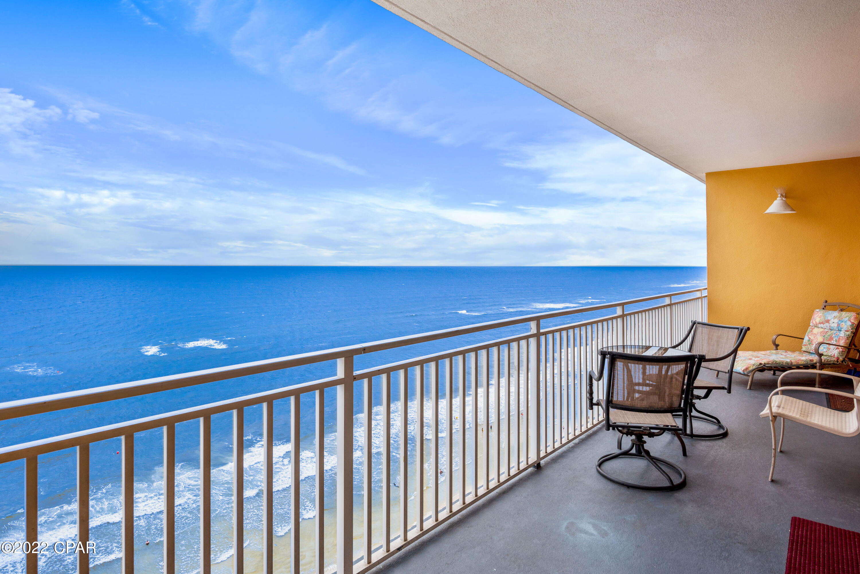 Splash Condo - Residential