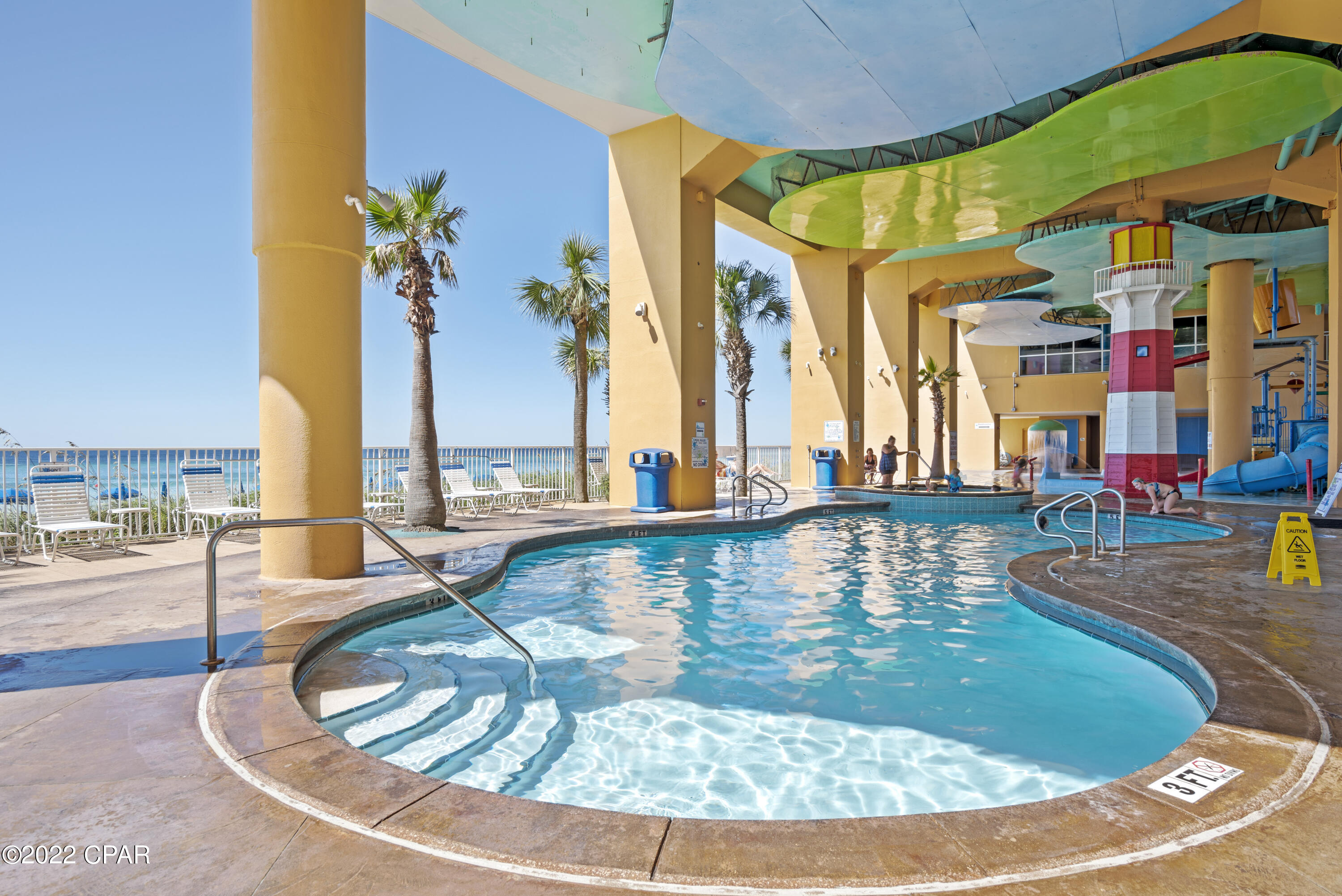 Splash Condo - Residential