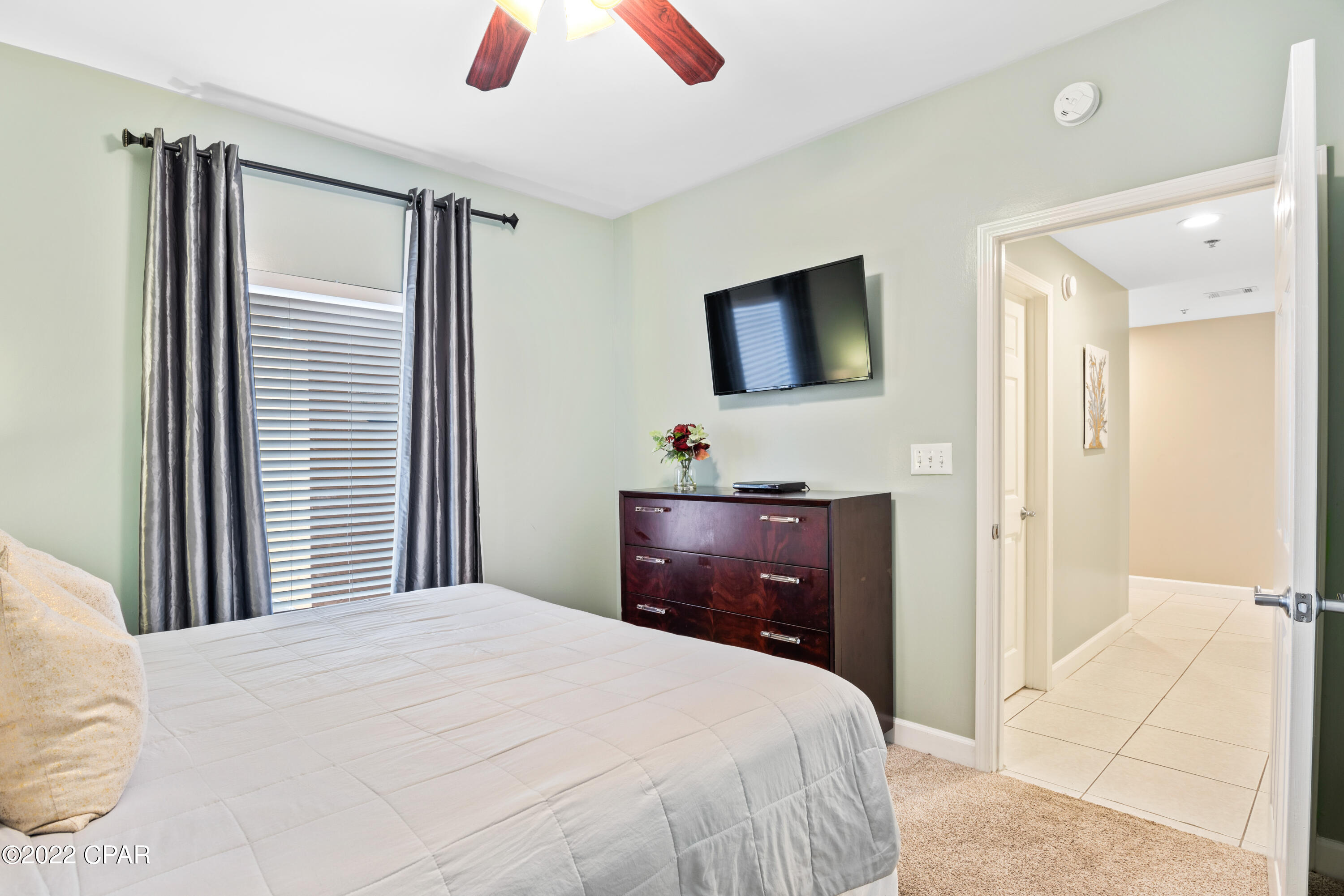 Splash Condo - Residential