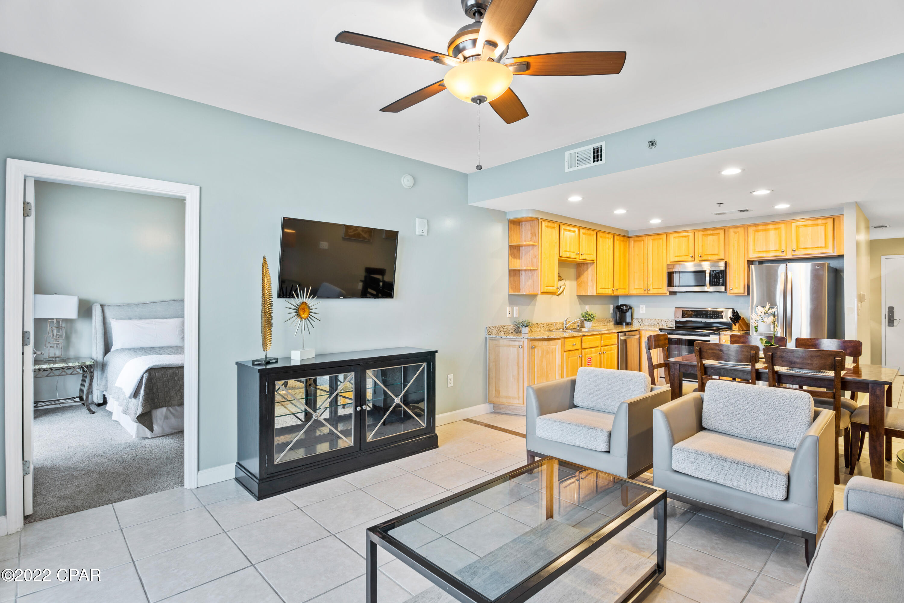 Splash Condo - Residential