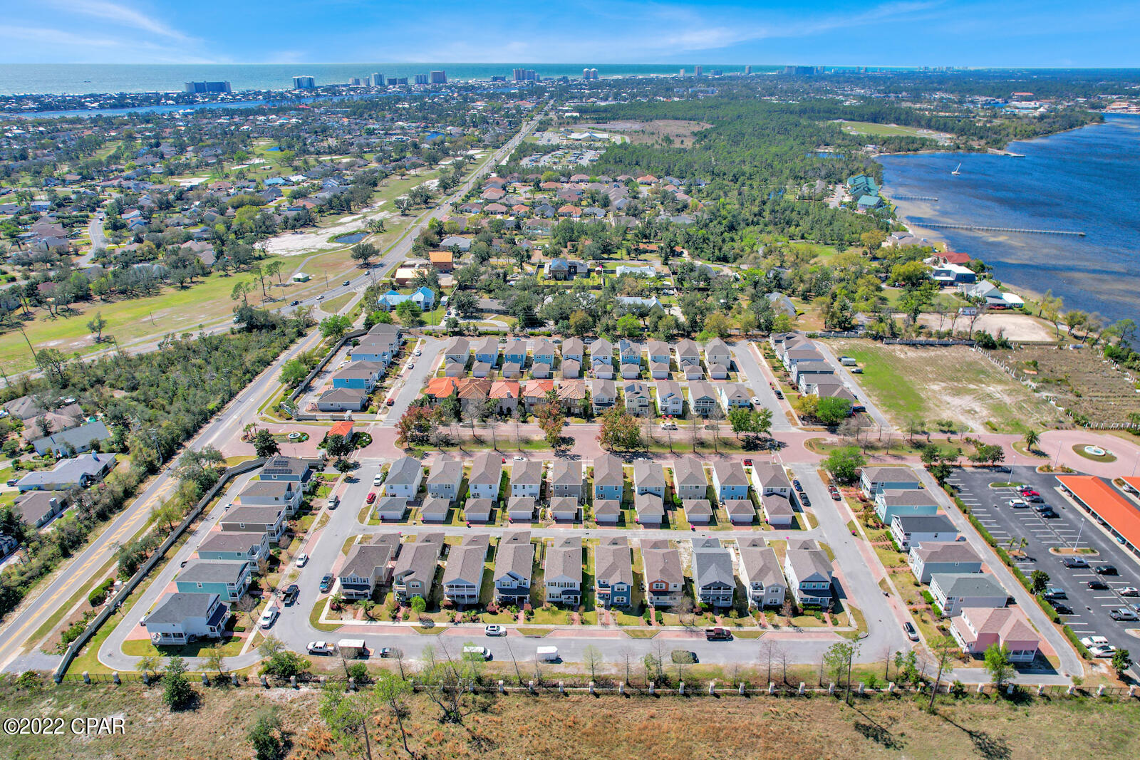 Magnolia Bay Club - Residential