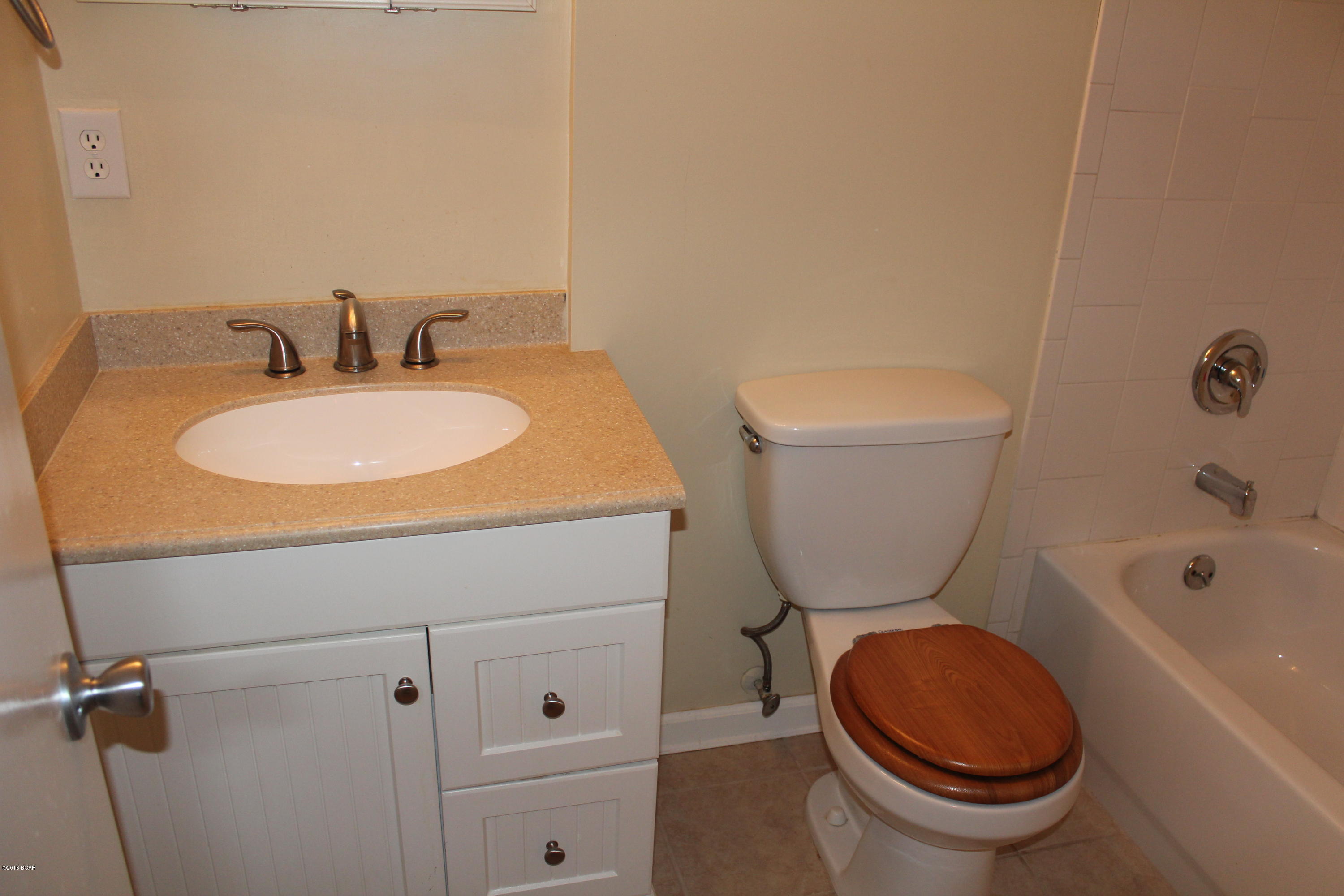 Pine Woods Dev Phase II - Residential Lease