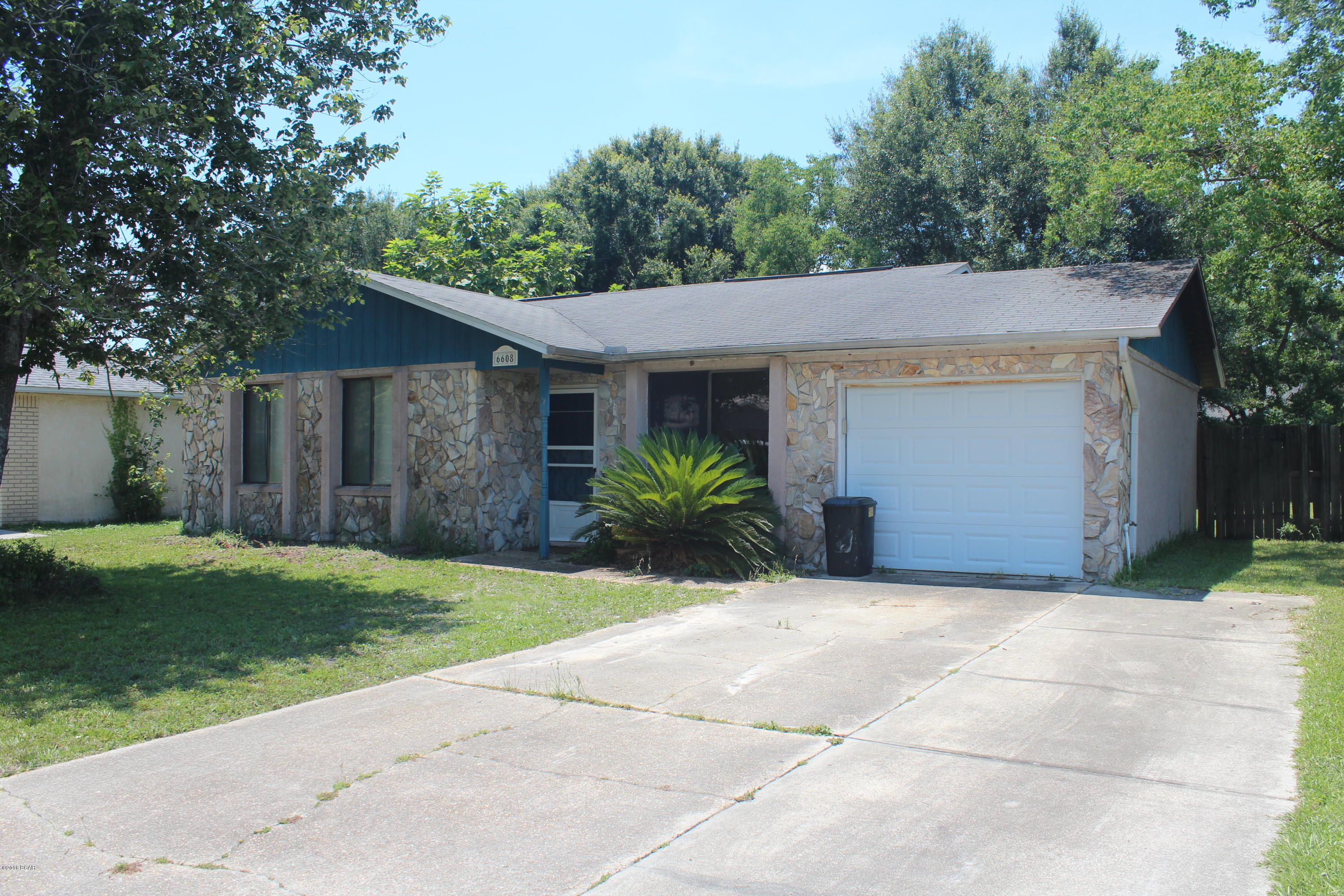 Pine Woods Dev Phase II - Residential Lease