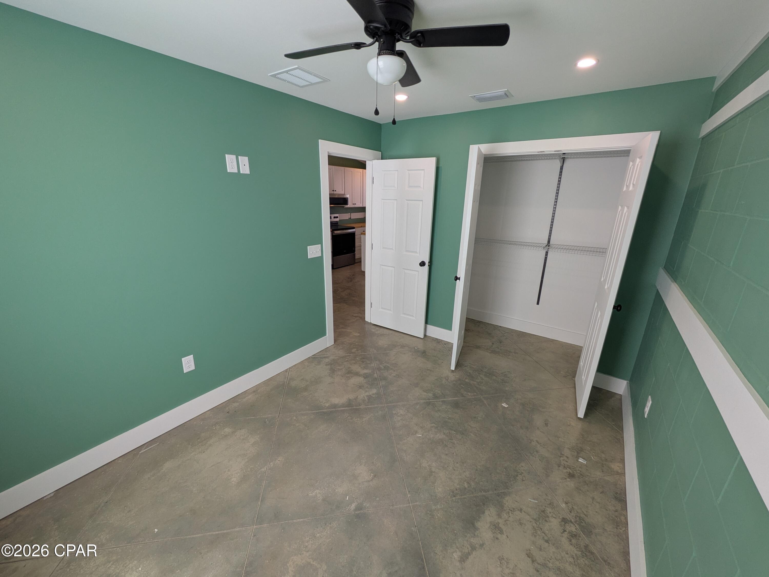 South Caravana Manor - Residential