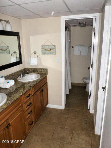 Edgewater Golf Villas 3A - Residential