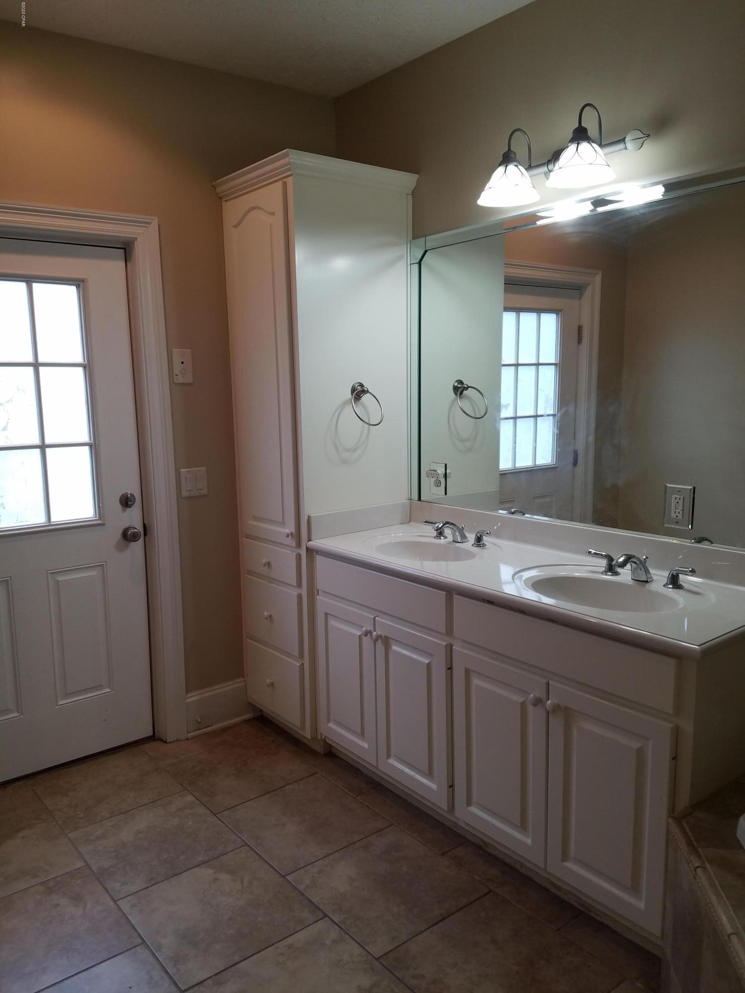 The Glades - Residential Lease
