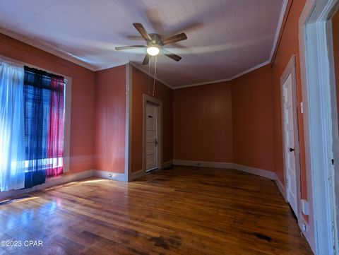 A home in Bonifay