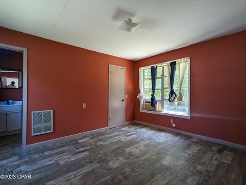 A home in Bonifay