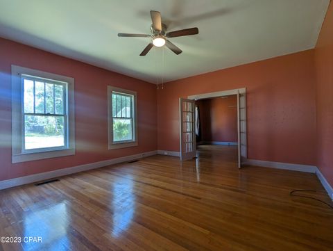 A home in Bonifay