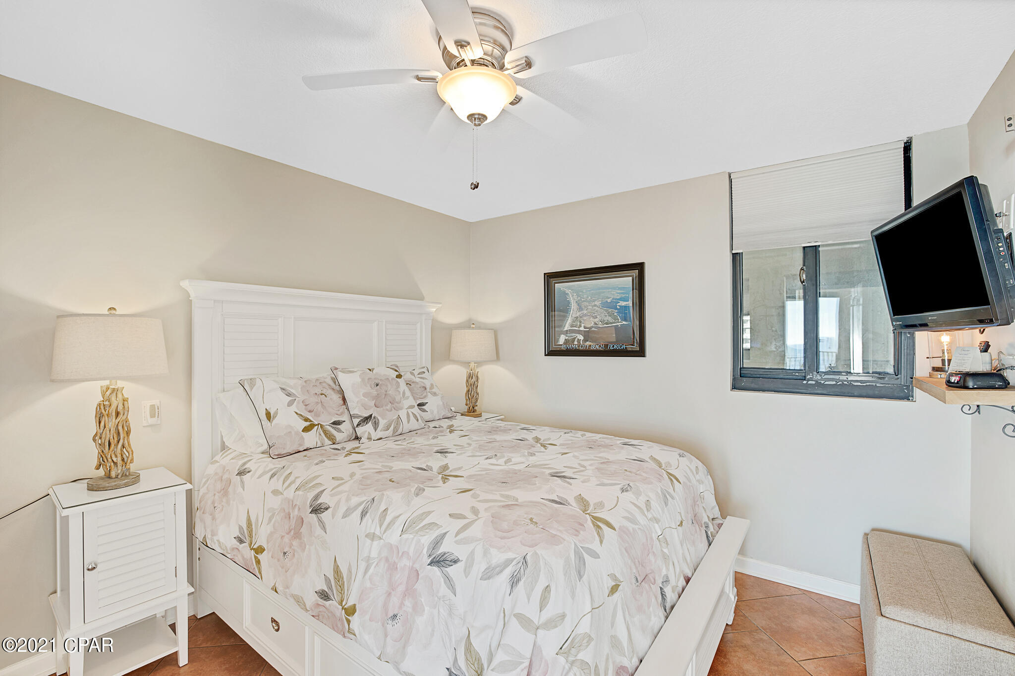 Sunbird Condo - Residential