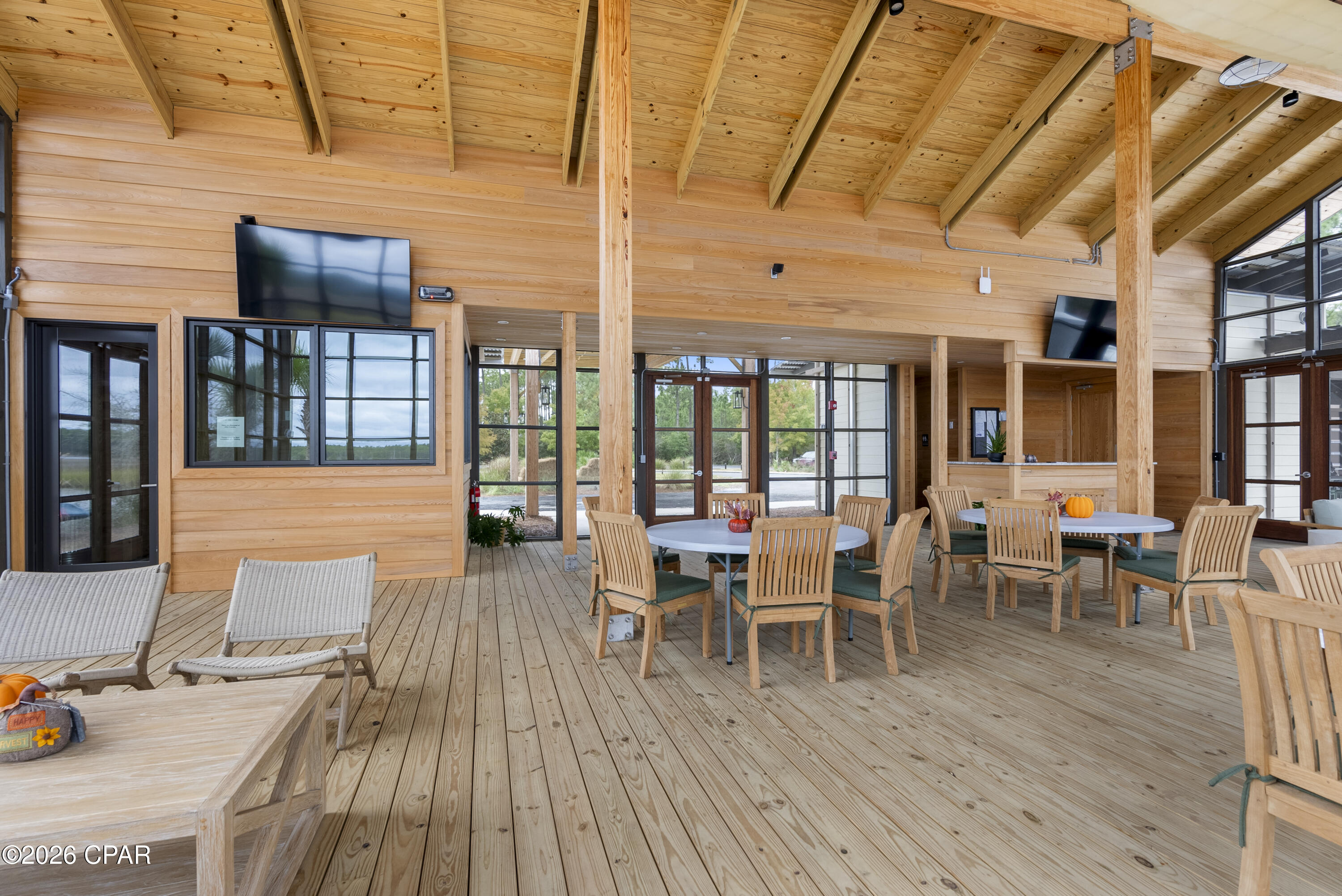 Rivercamps On Crooked Creek - Residential