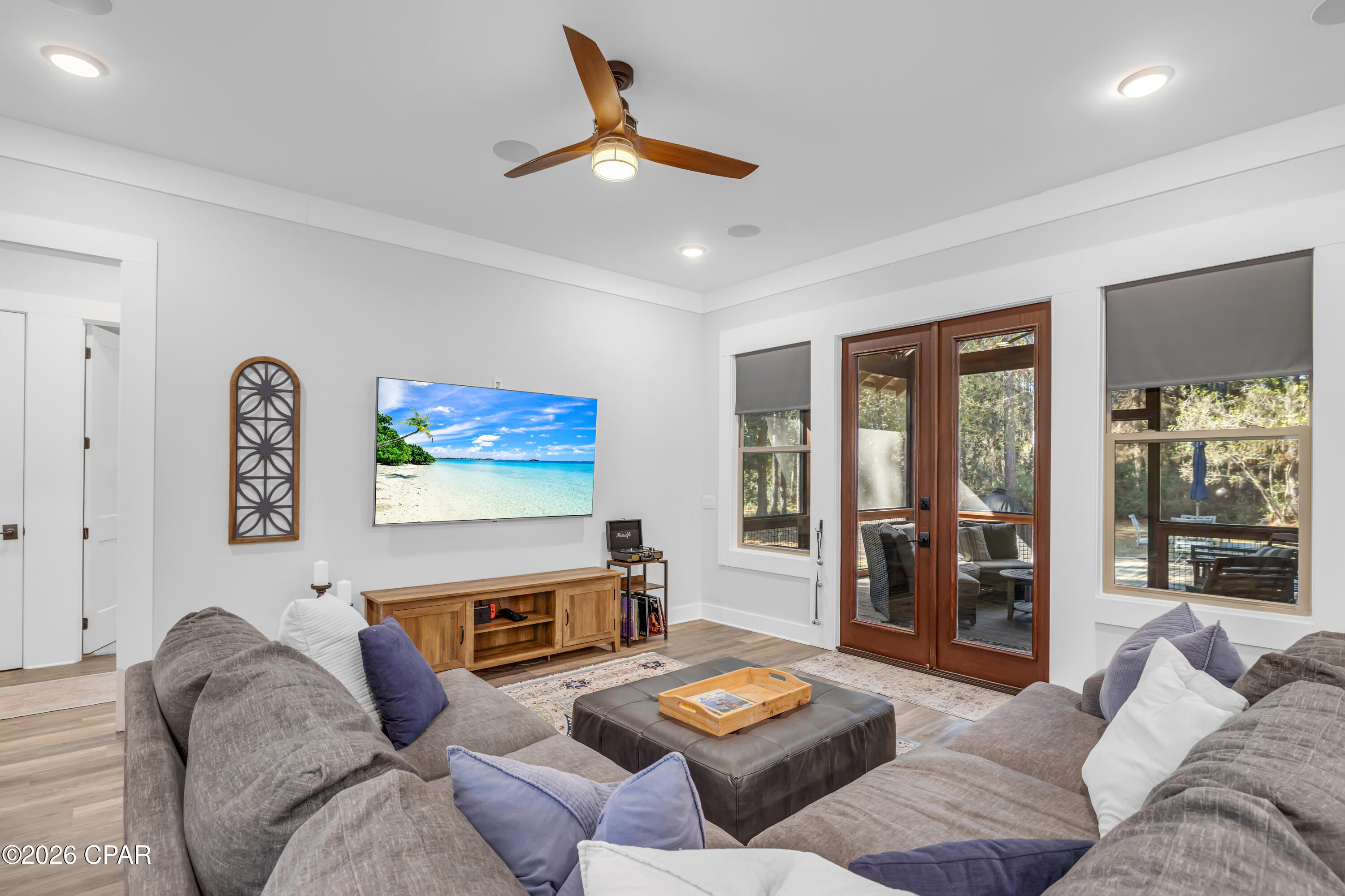 Rivercamps On Crooked Creek - Residential