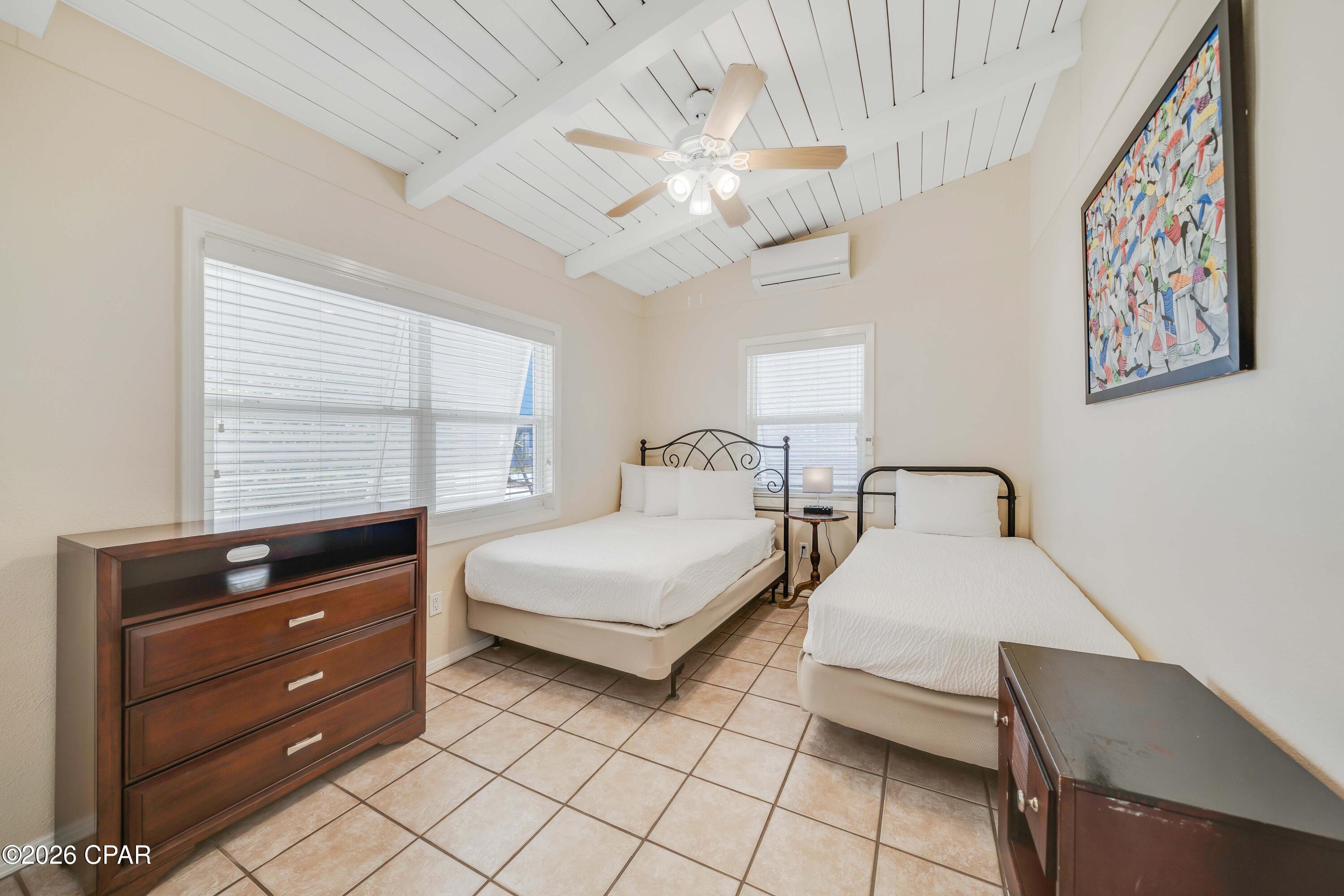 Laguna Beach 5th Add - Residential