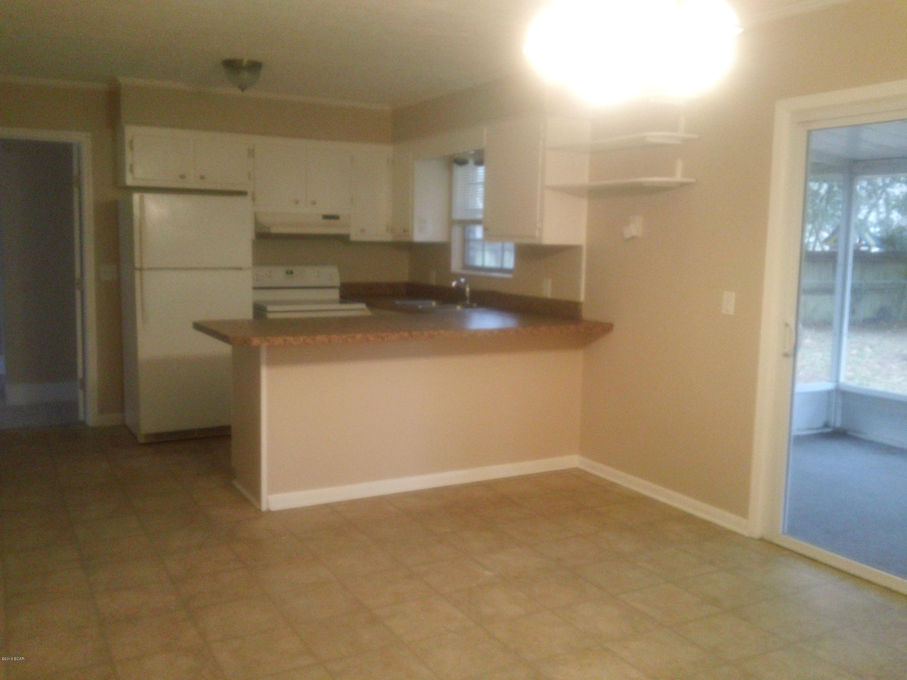 Lannie Rowe Lake Estates U-8 - Residential Lease