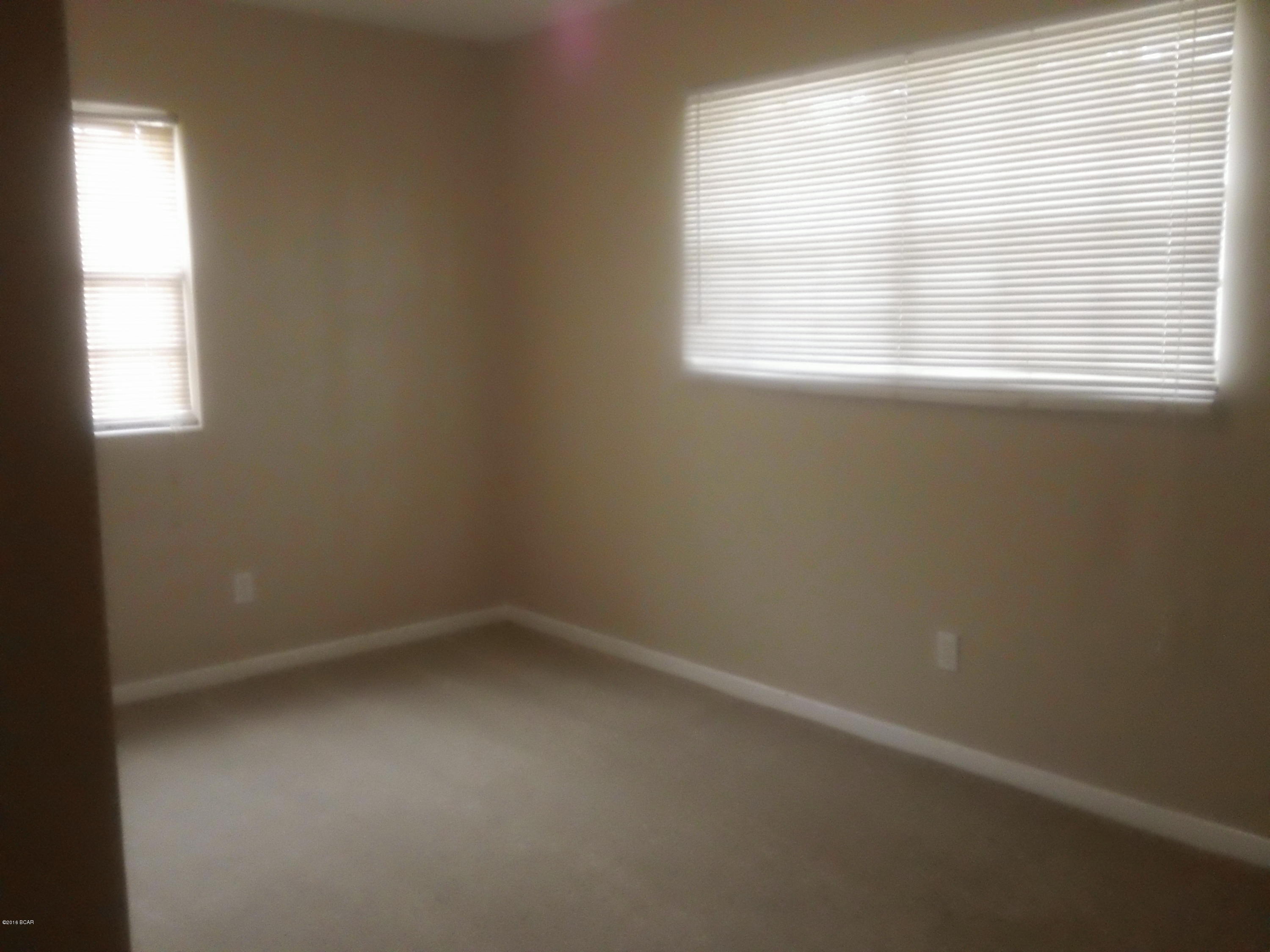 Lannie Rowe Lake Estates U-8 - Residential Lease