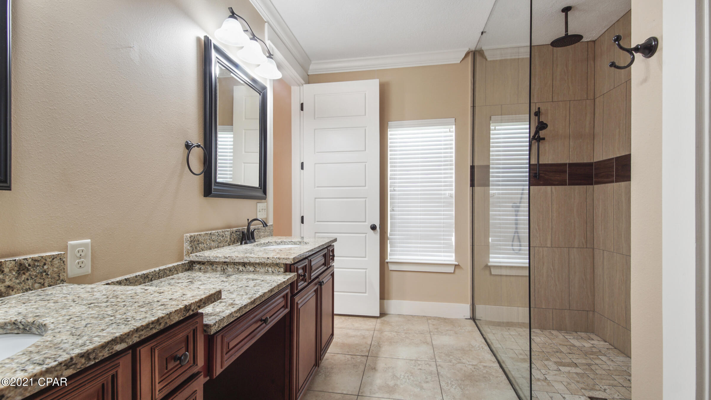 Hidden Ridge - Residential