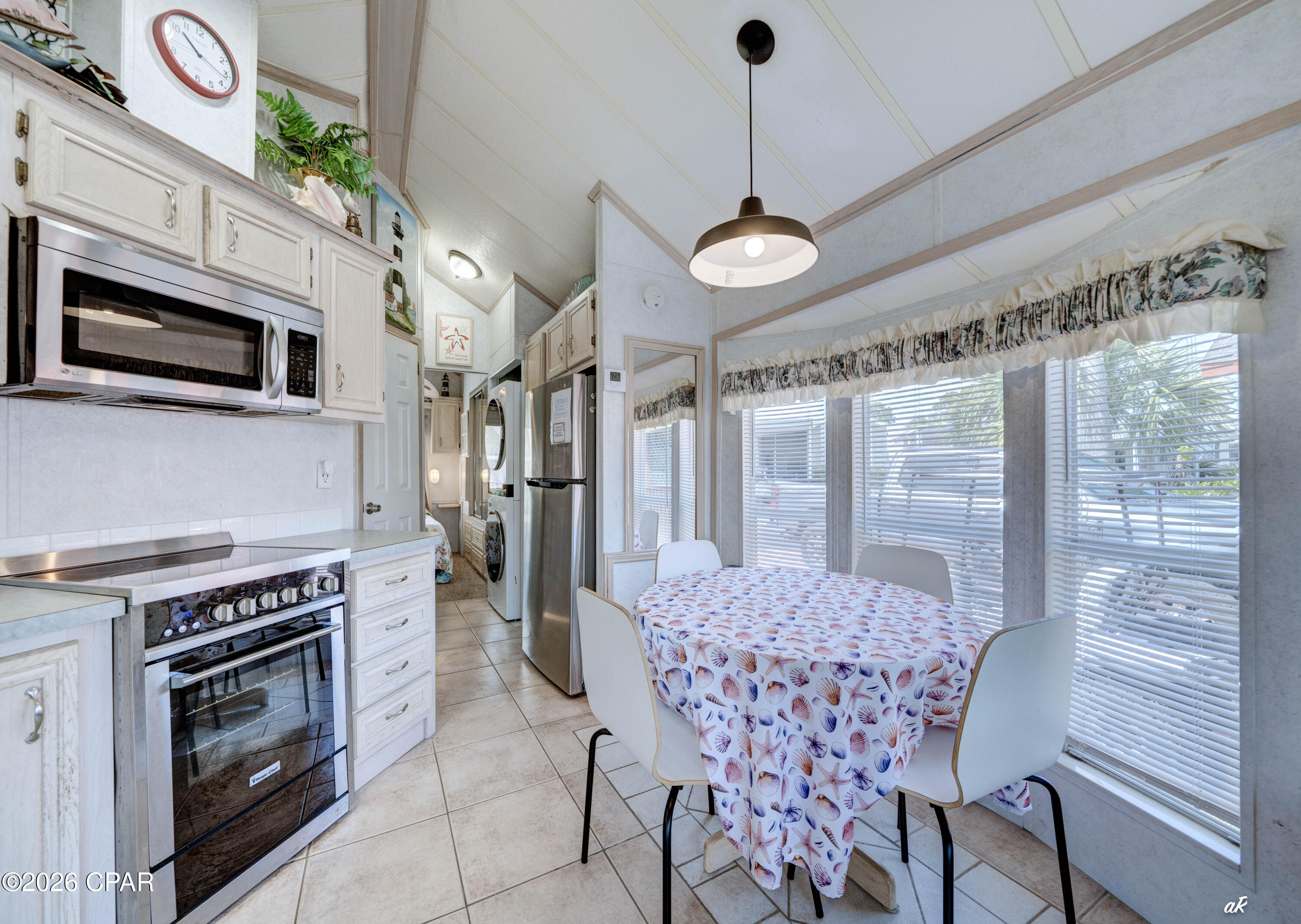 Emerald Pointe Resort - Residential