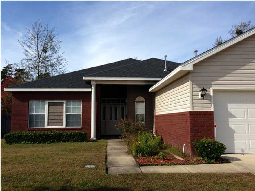 Very nice 4 bedroom 2 bath home in Camryn's Crossing subdiv. Freshly painted inside. Vaulted ceiling, gas fireplace, breakfast bar, glass-enclosed Florida room, sprinkler system, privacy fenced. Near Bay Haven Charter Academy, Hiland Park Elementary, & Mosley H