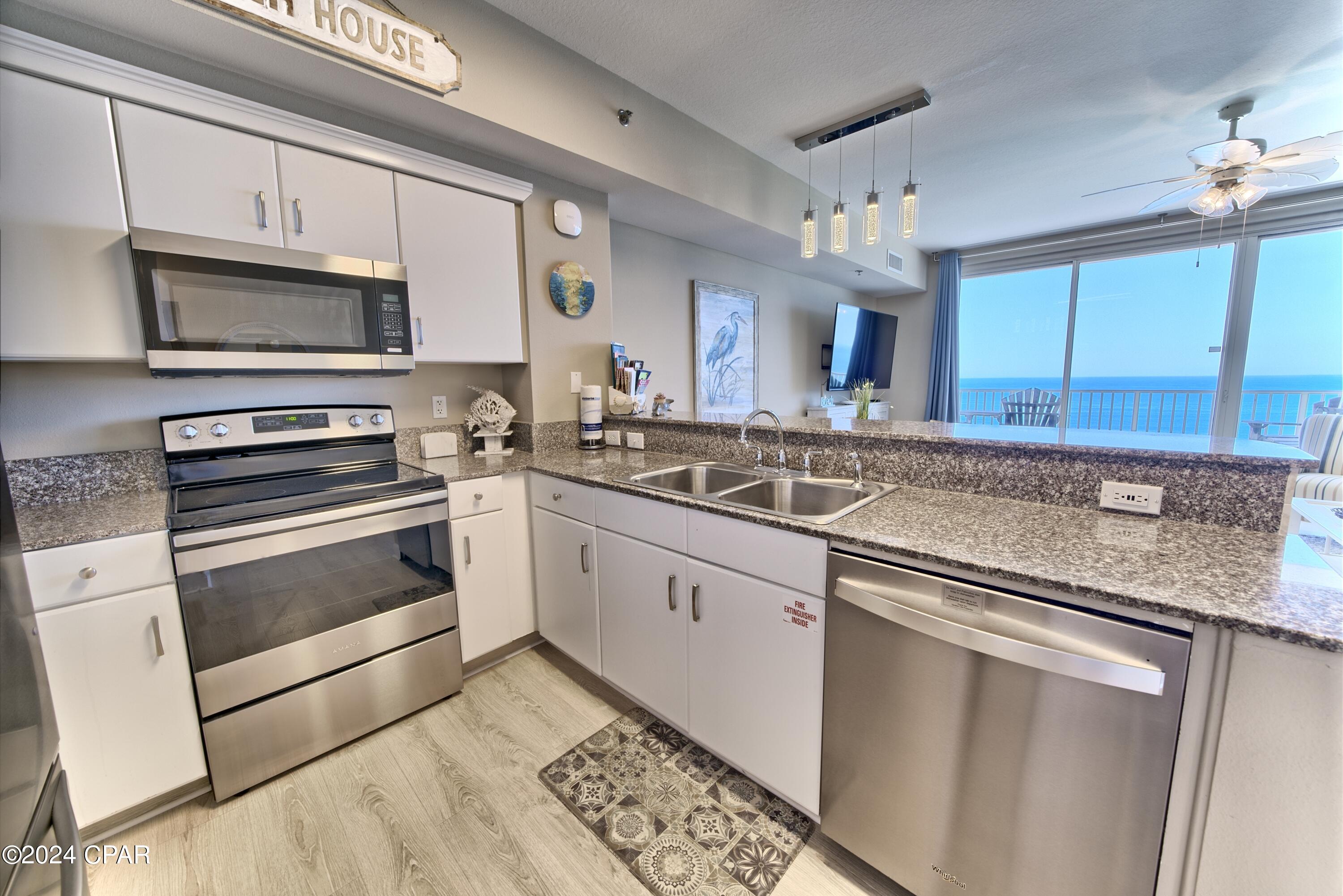 Panama City Beach, Florida 32408, United States, 1 Bedroom Bedrooms, ,2 BathroomsBathrooms,Residential,Pending,57882