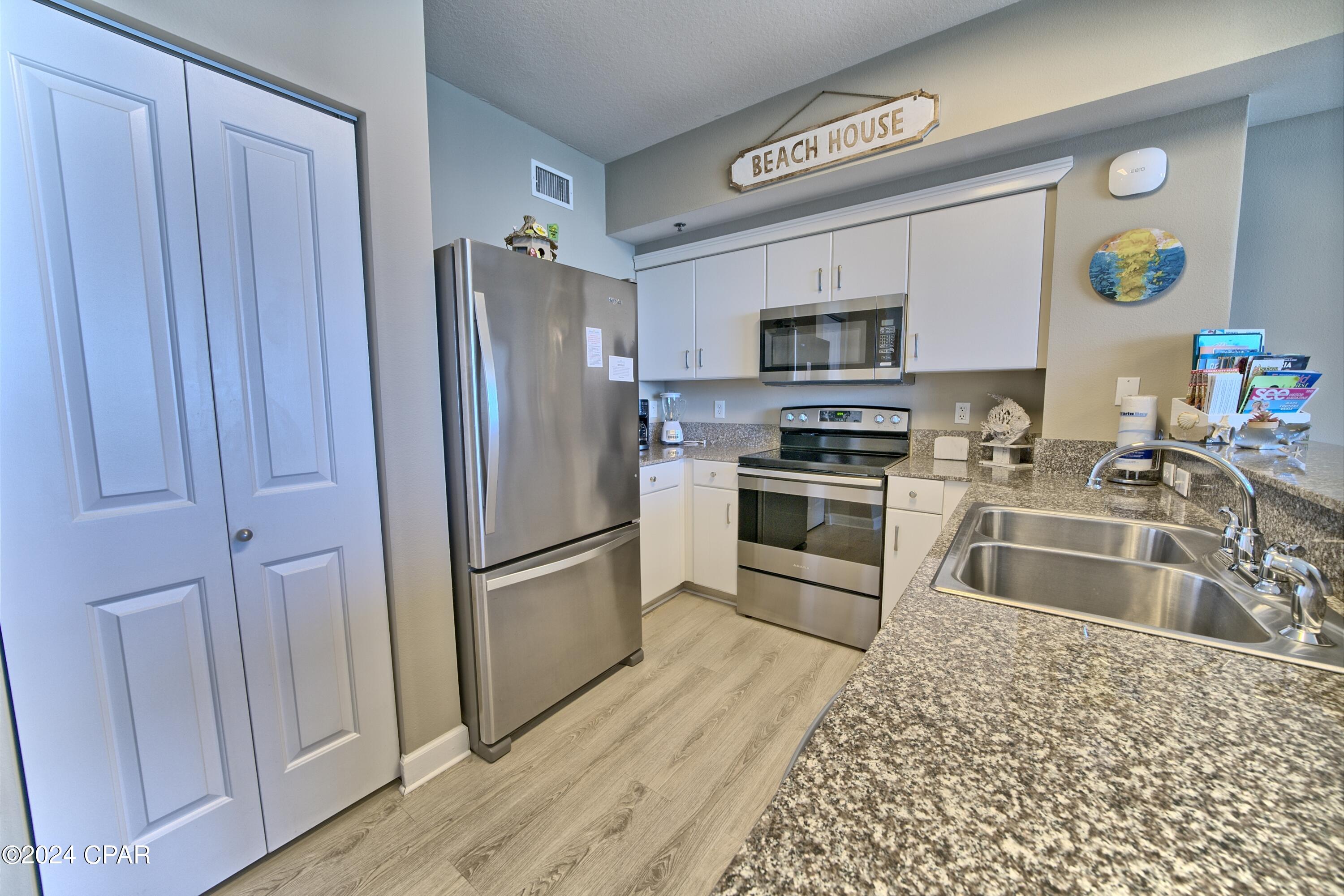 Panama City Beach, Florida 32408, United States, 1 Bedroom Bedrooms, ,2 BathroomsBathrooms,Residential,Pending,57882