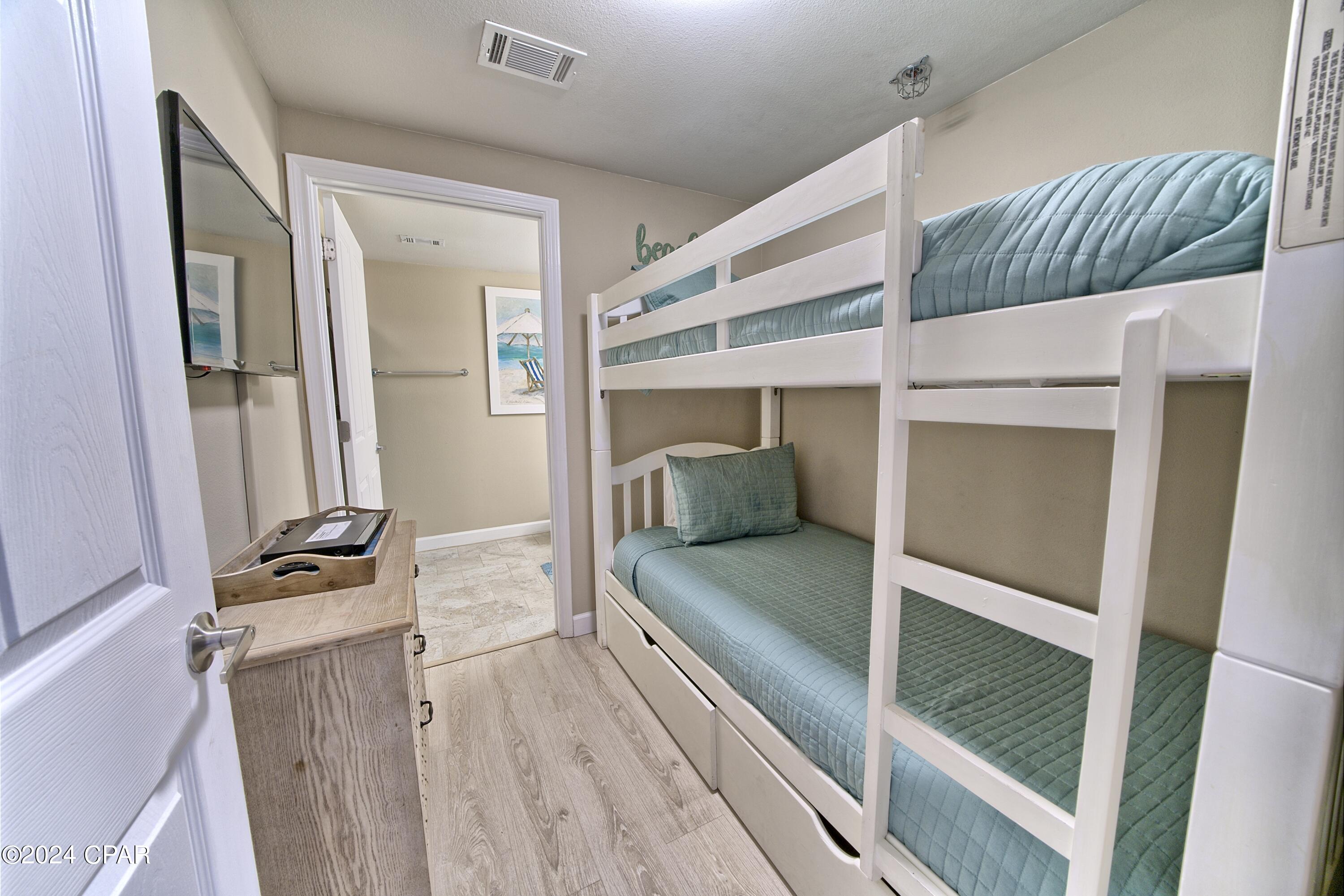 Panama City Beach, Florida 32408, United States, 1 Bedroom Bedrooms, ,2 BathroomsBathrooms,Residential,Pending,57882