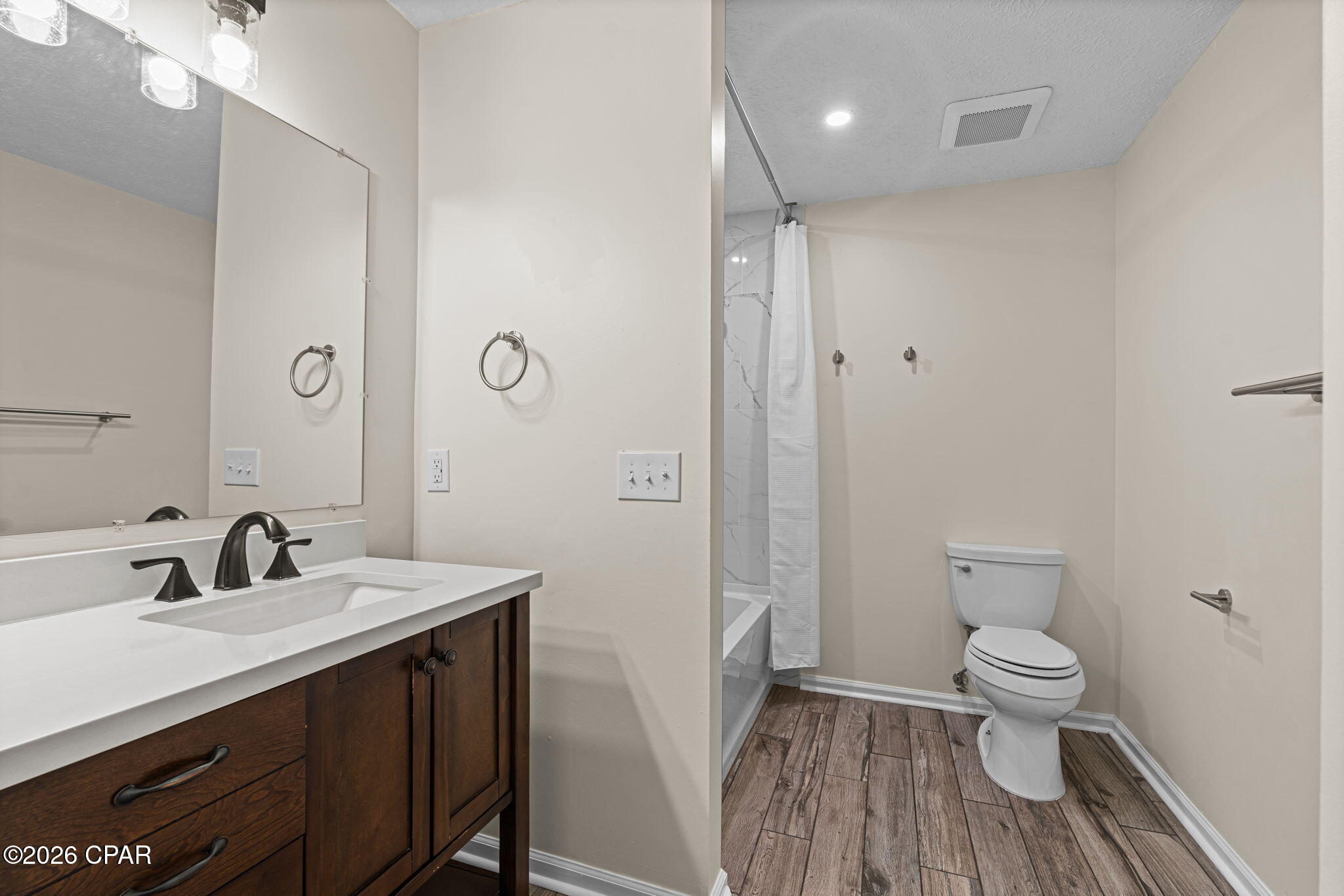 Hidden Pines Phase V - Residential Lease