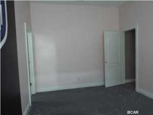 Kirkland Manor - Residential