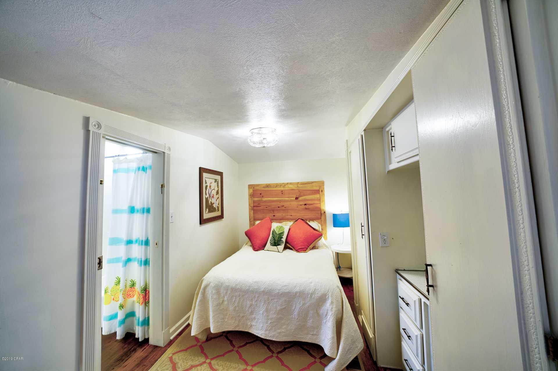 Venture Out Travel Trail - Residential