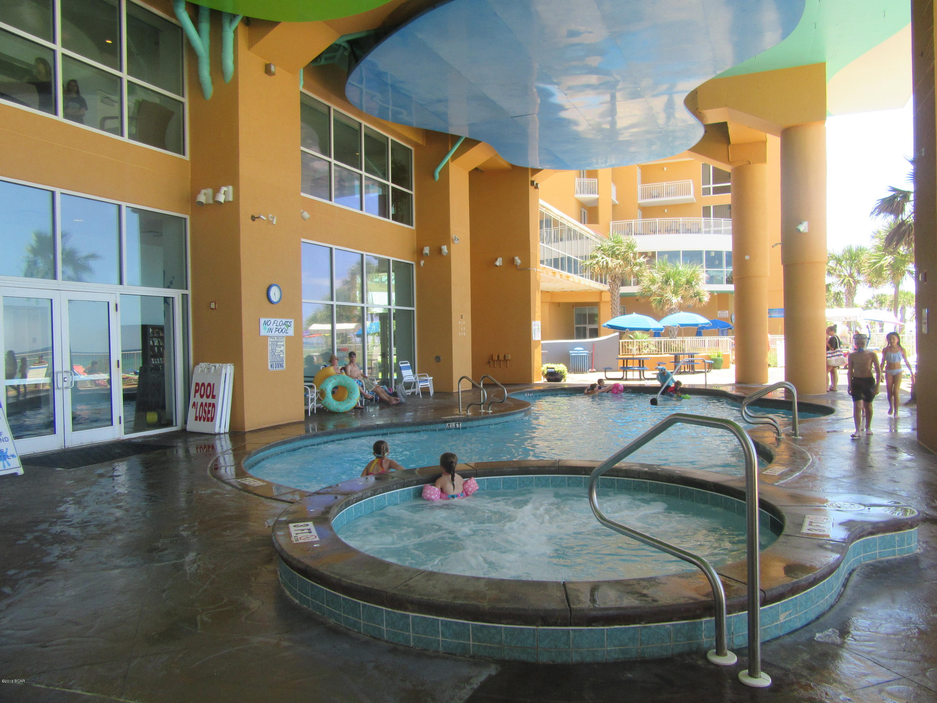 Splash Condo - Residential