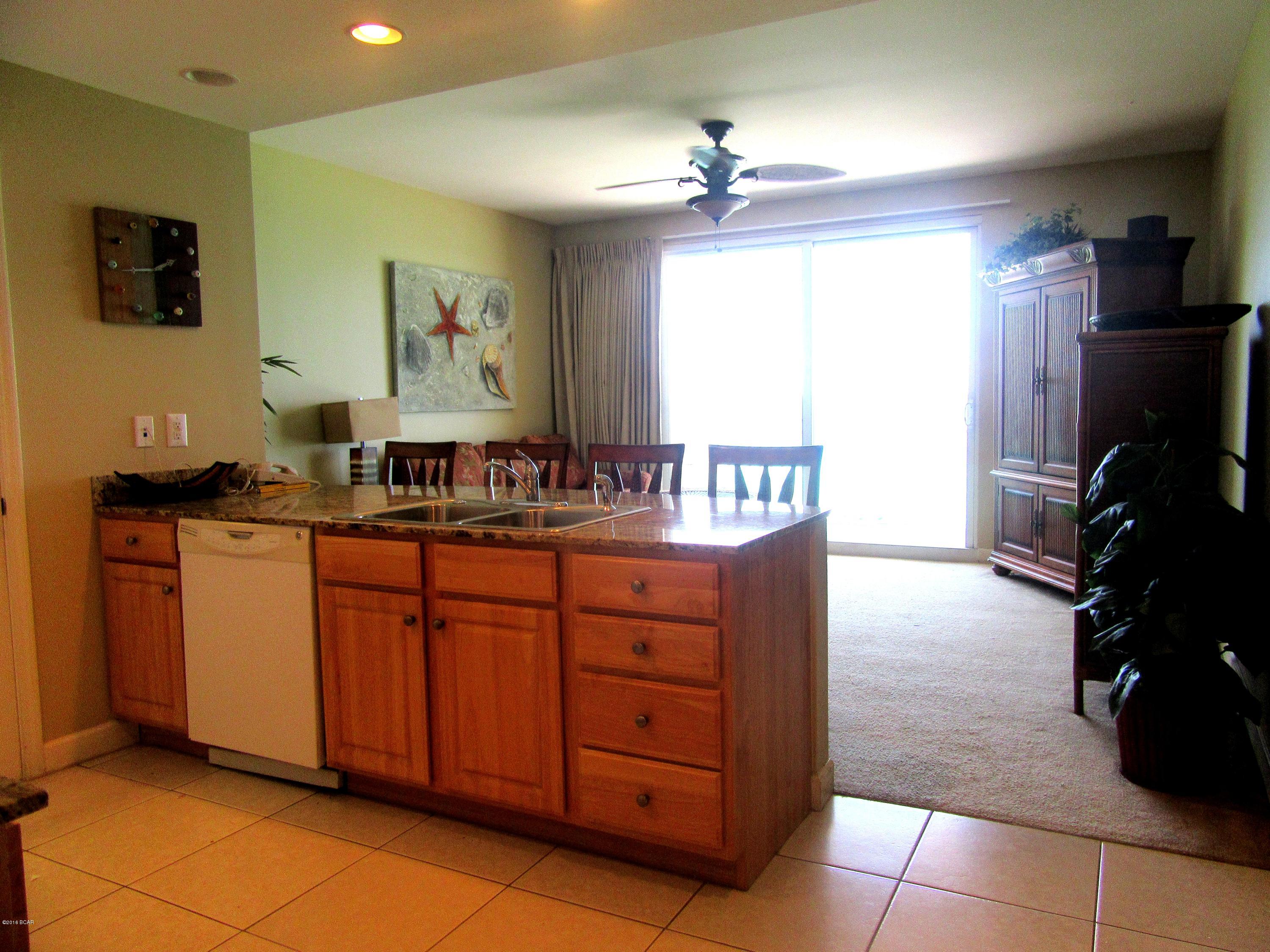 Splash Condo - Residential